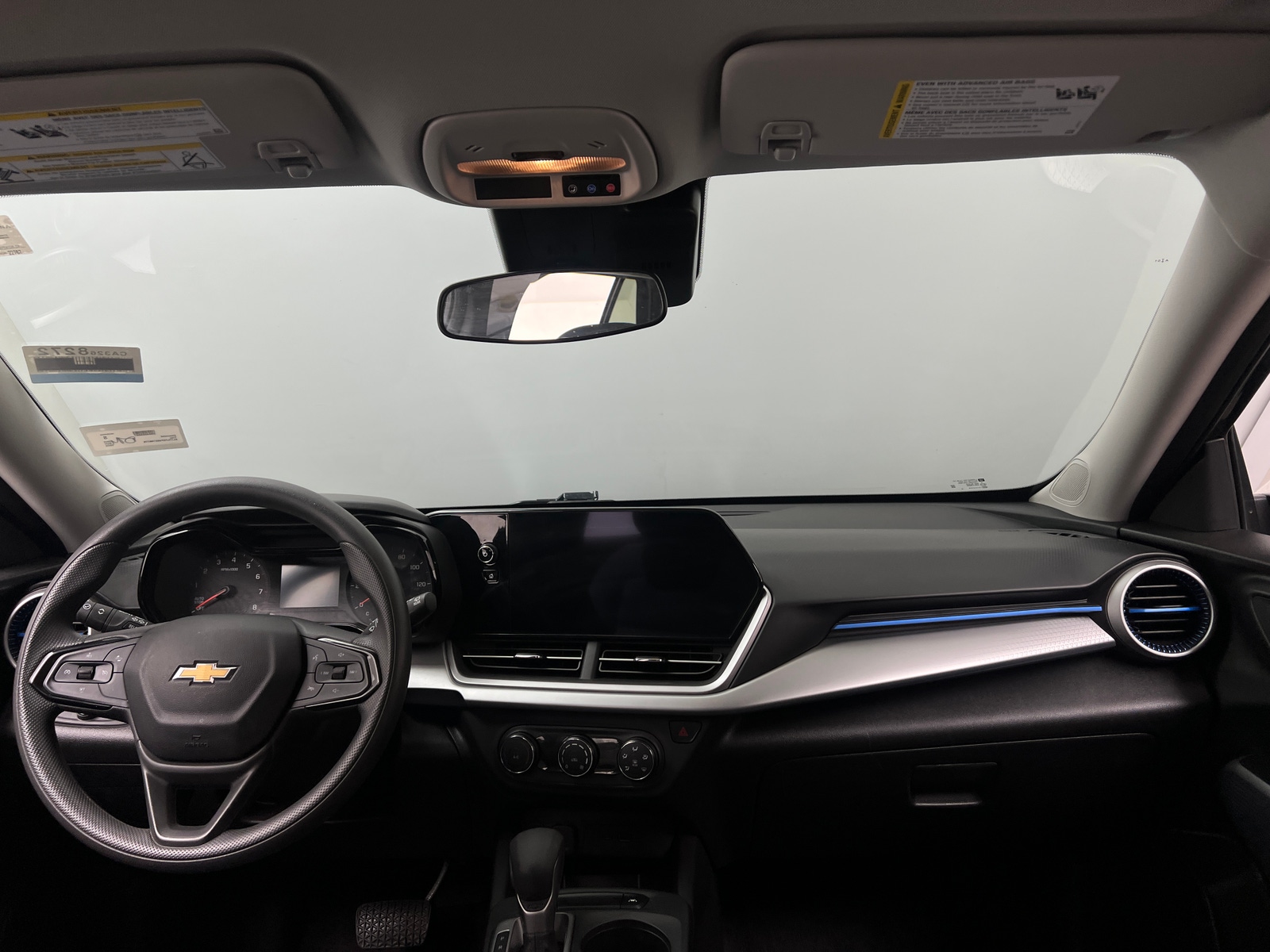 Thumbnail: 2025 Chevrolet Trax - 3