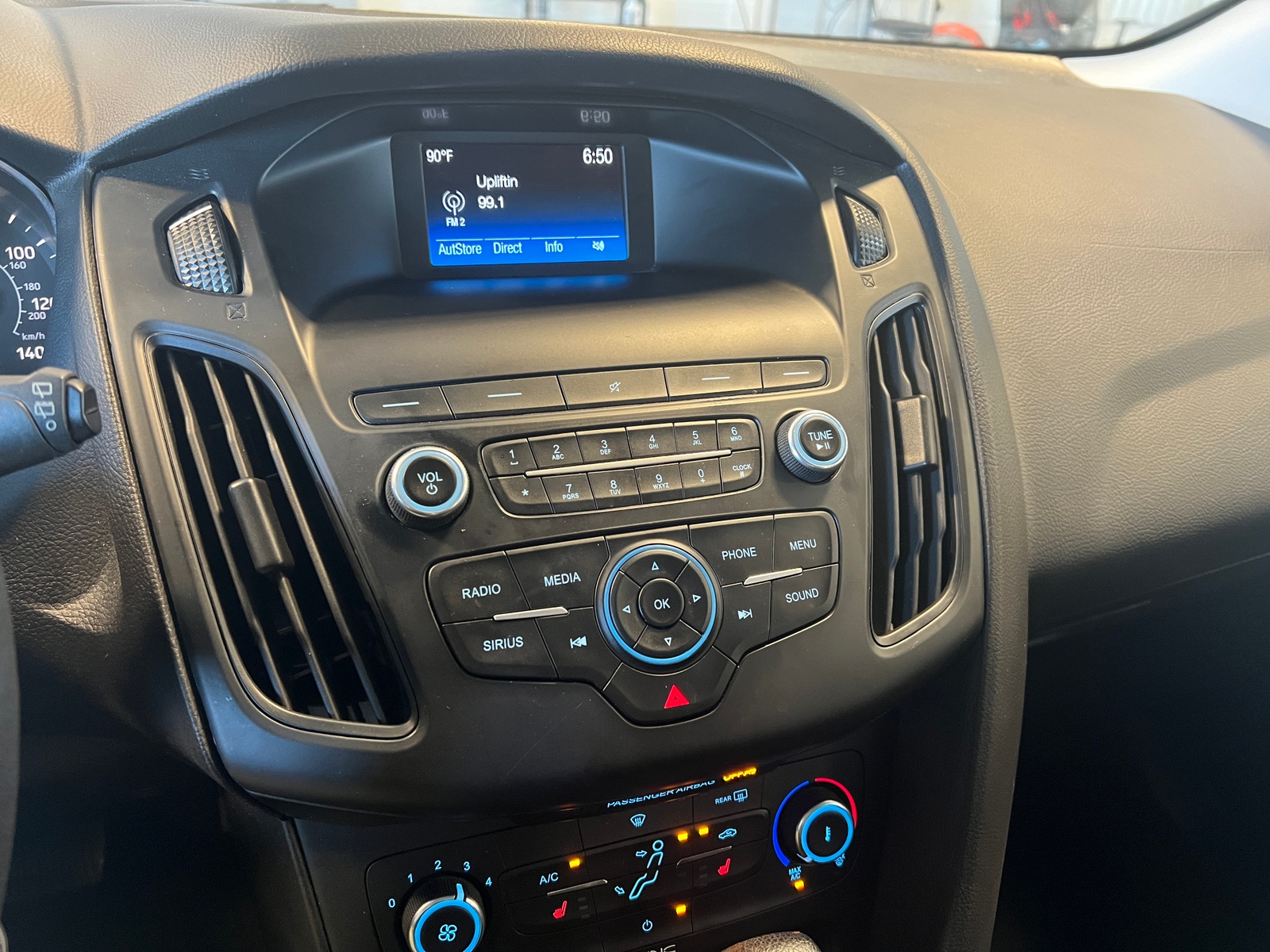 Thumbnail: 2018 Ford Focus - 4
