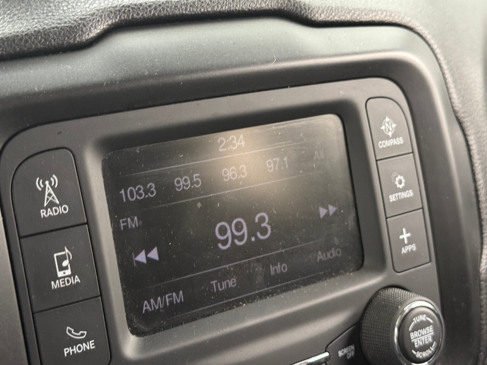 Thumbnail: 2020 Jeep Renegade - 4