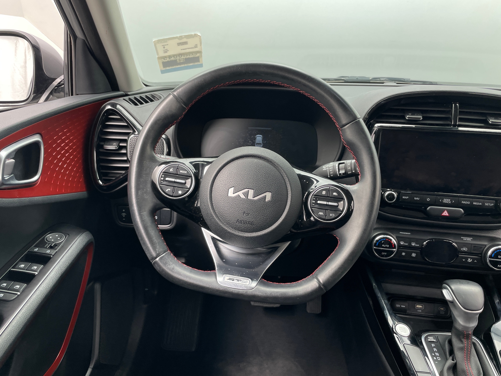 Thumbnail: 2023 Kia Soul - 4