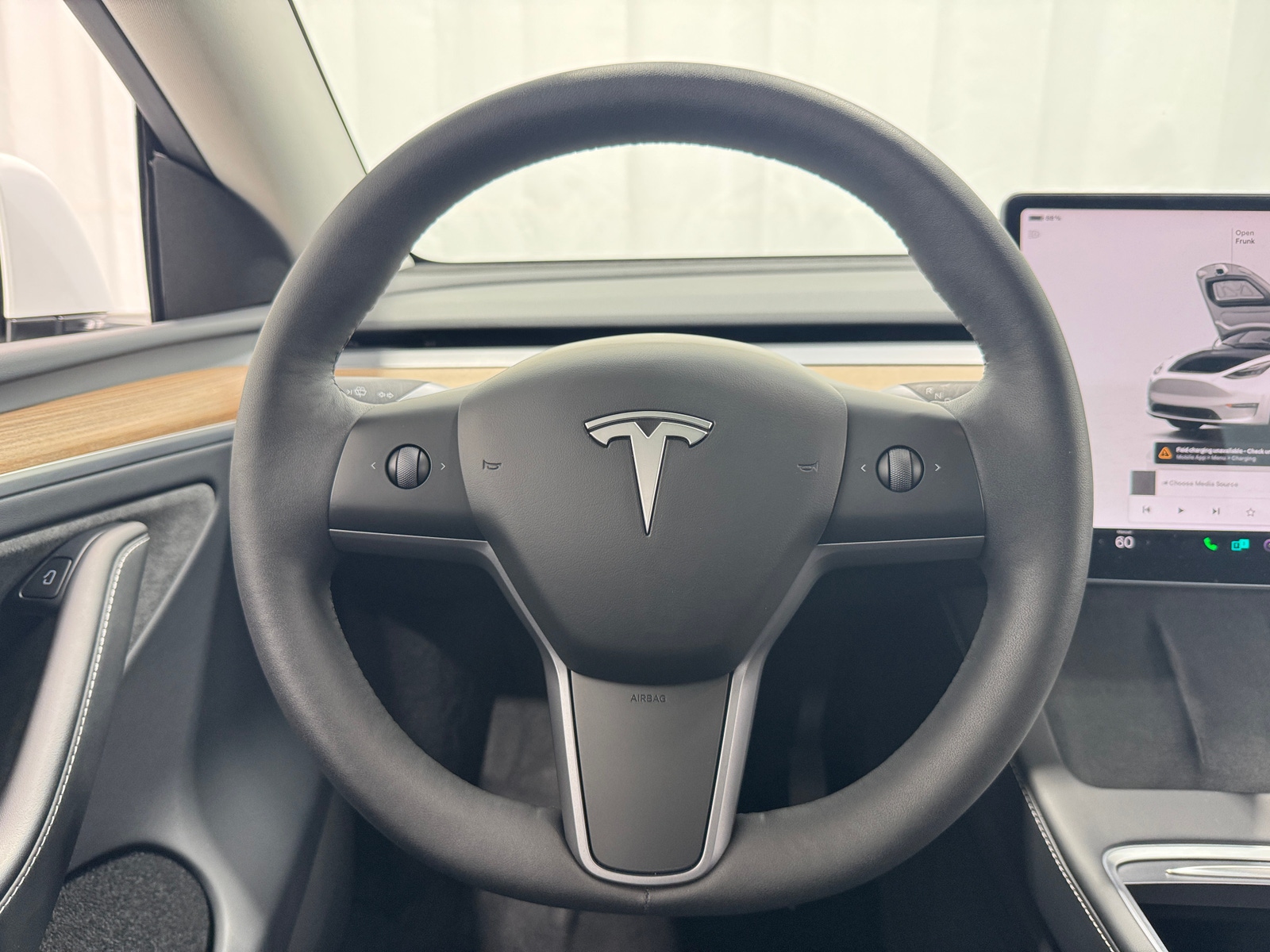 Thumbnail: 2023 Tesla Model Y - 4