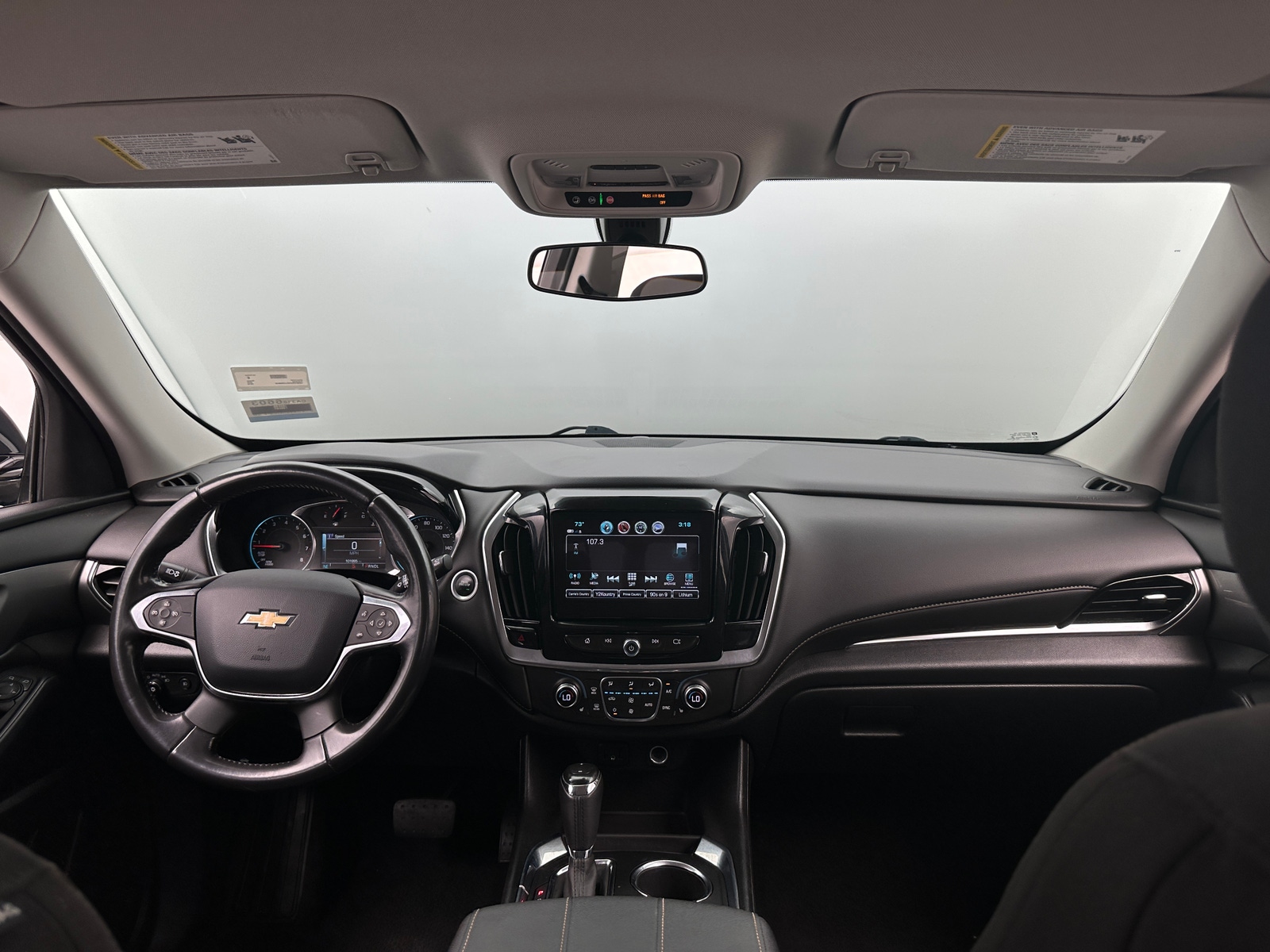 Thumbnail: 2018 Chevrolet Traverse - 3