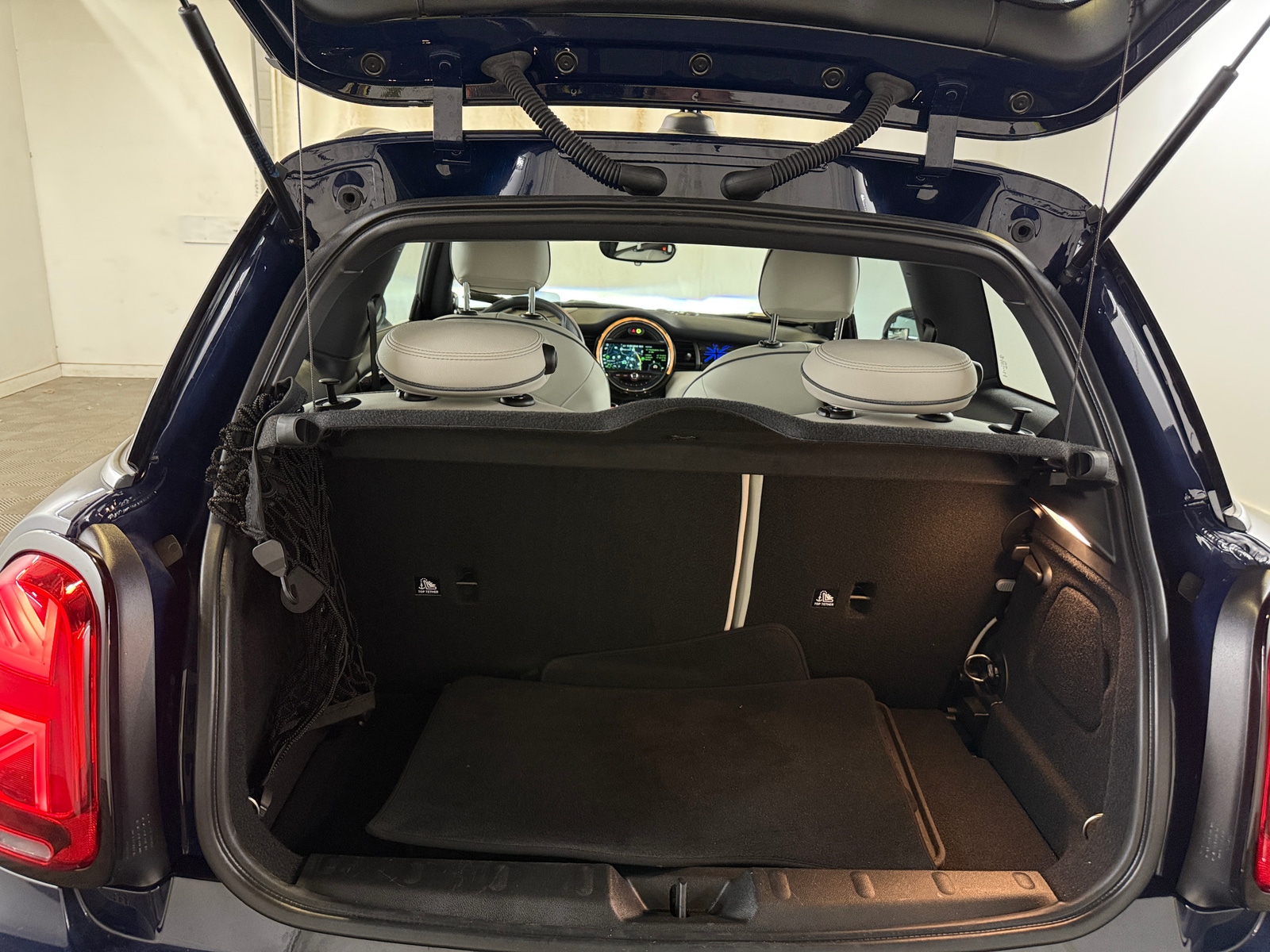 Thumbnail: 2019 MINI Cooper Hardtop - 6