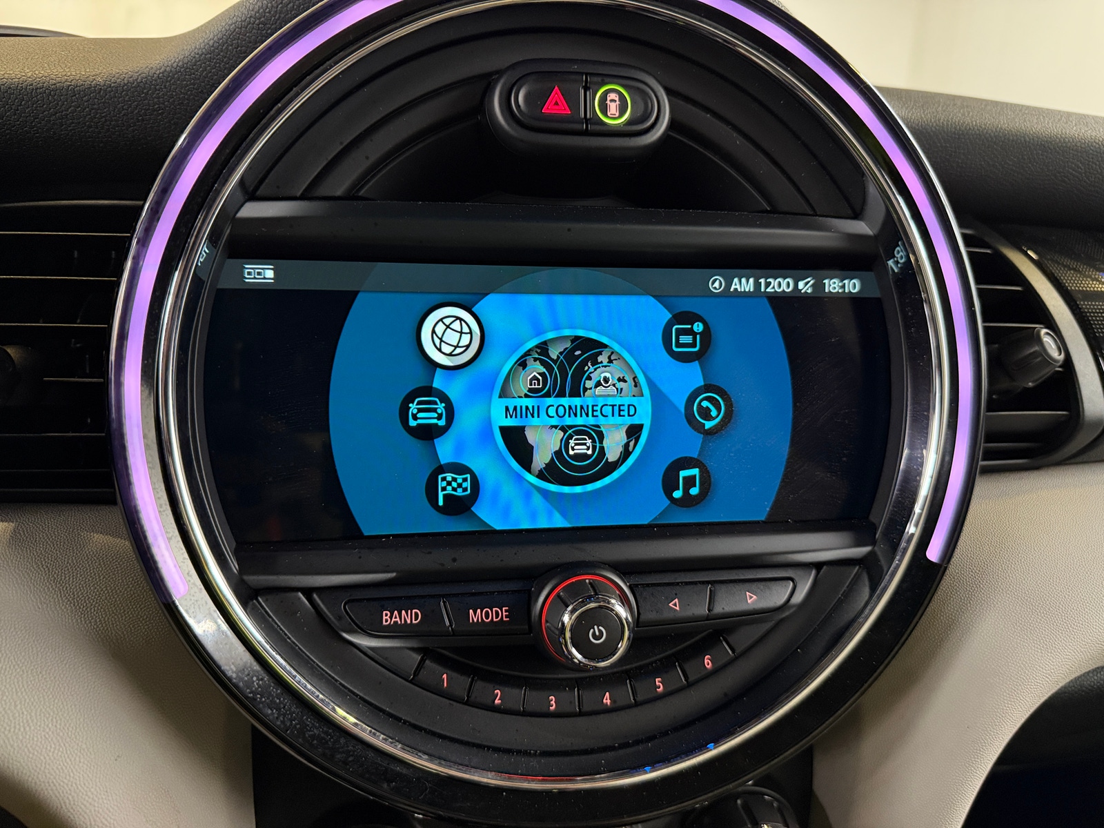 Thumbnail: 2019 MINI Cooper Hardtop - 3