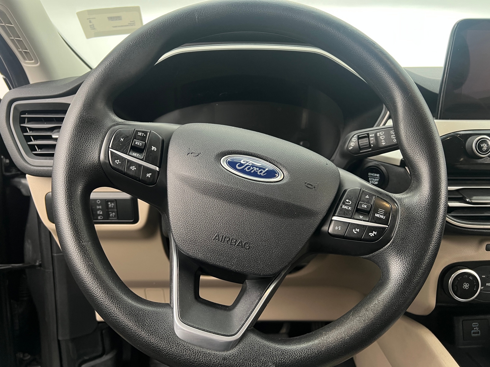 Thumbnail: 2021 Ford Escape - 5