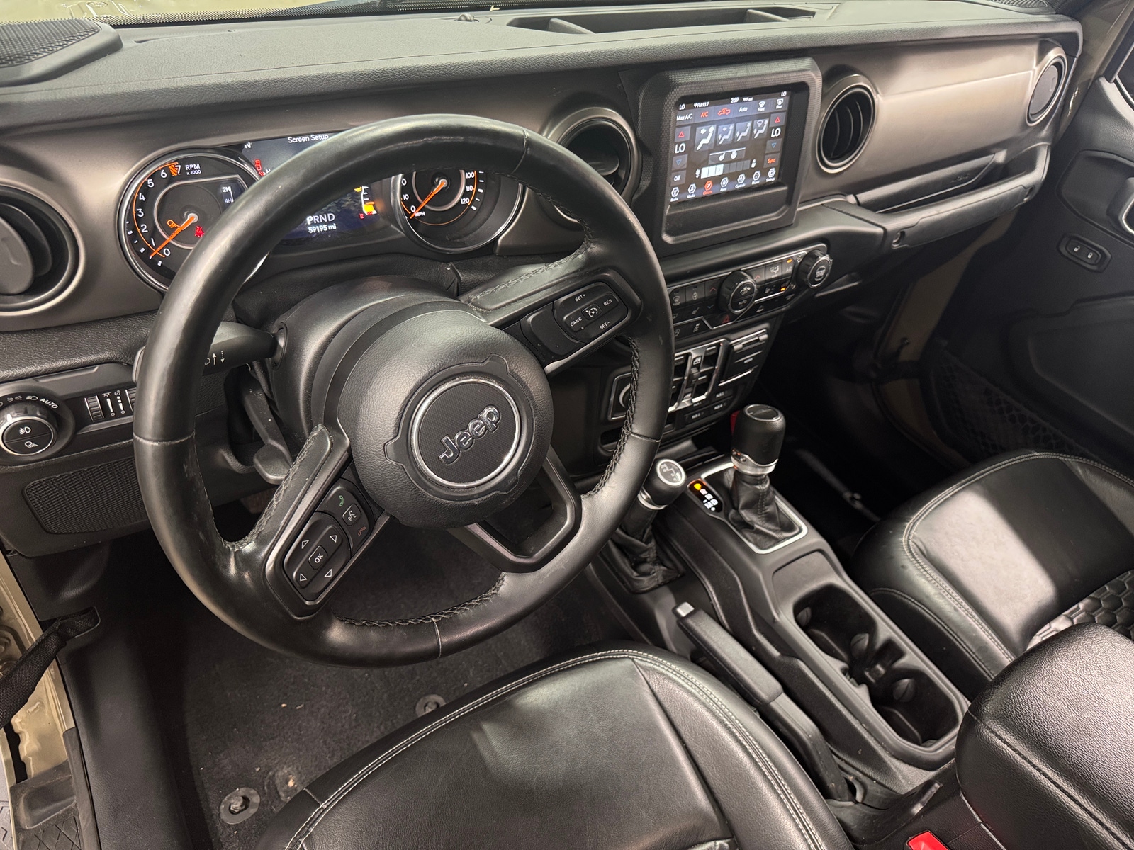 Thumbnail: 2020 Jeep Gladiator - 2