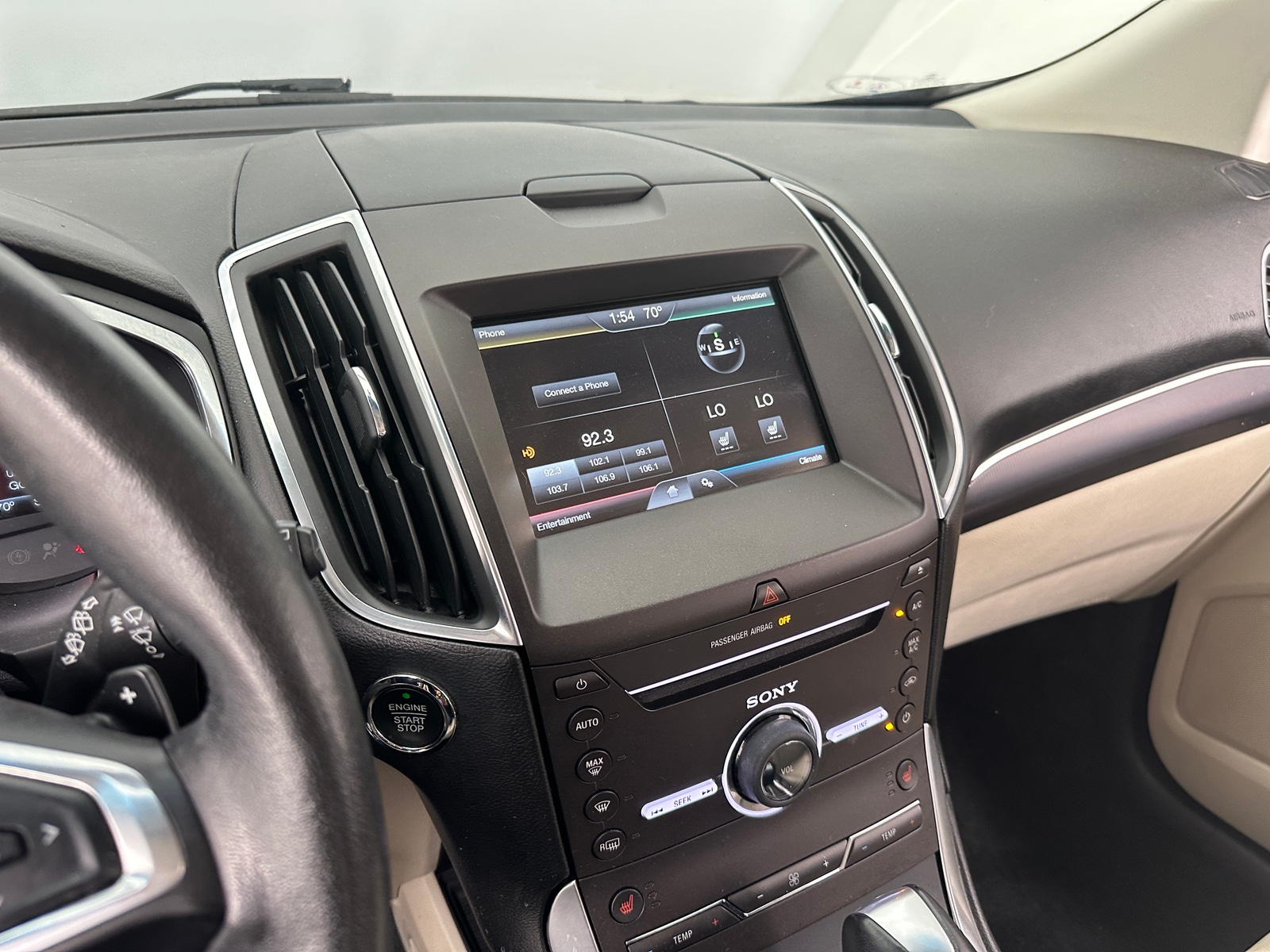 Thumbnail: 2015 Ford Edge - 3