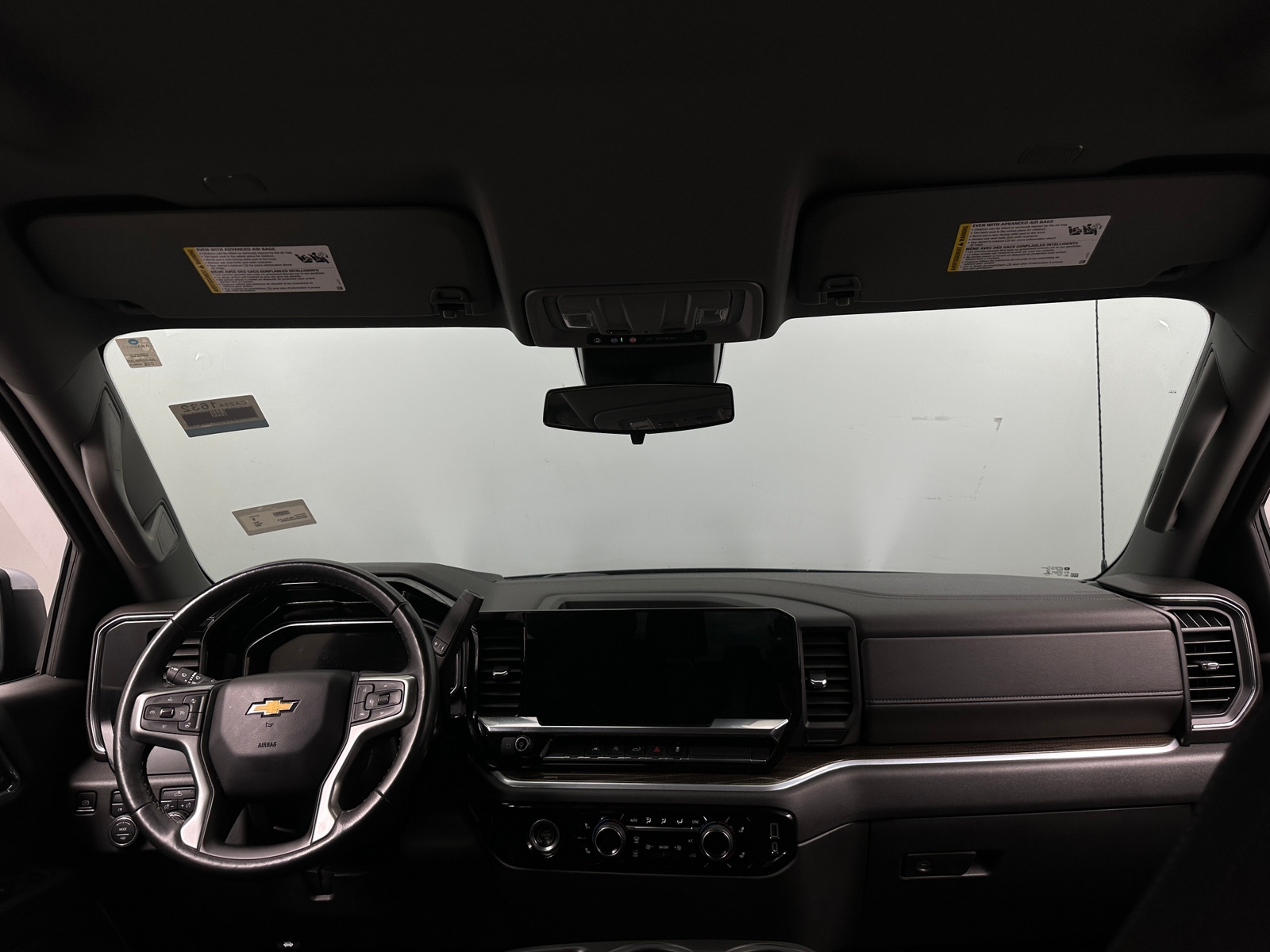 Thumbnail: 2022 Chevrolet Silverado 1500 - 3