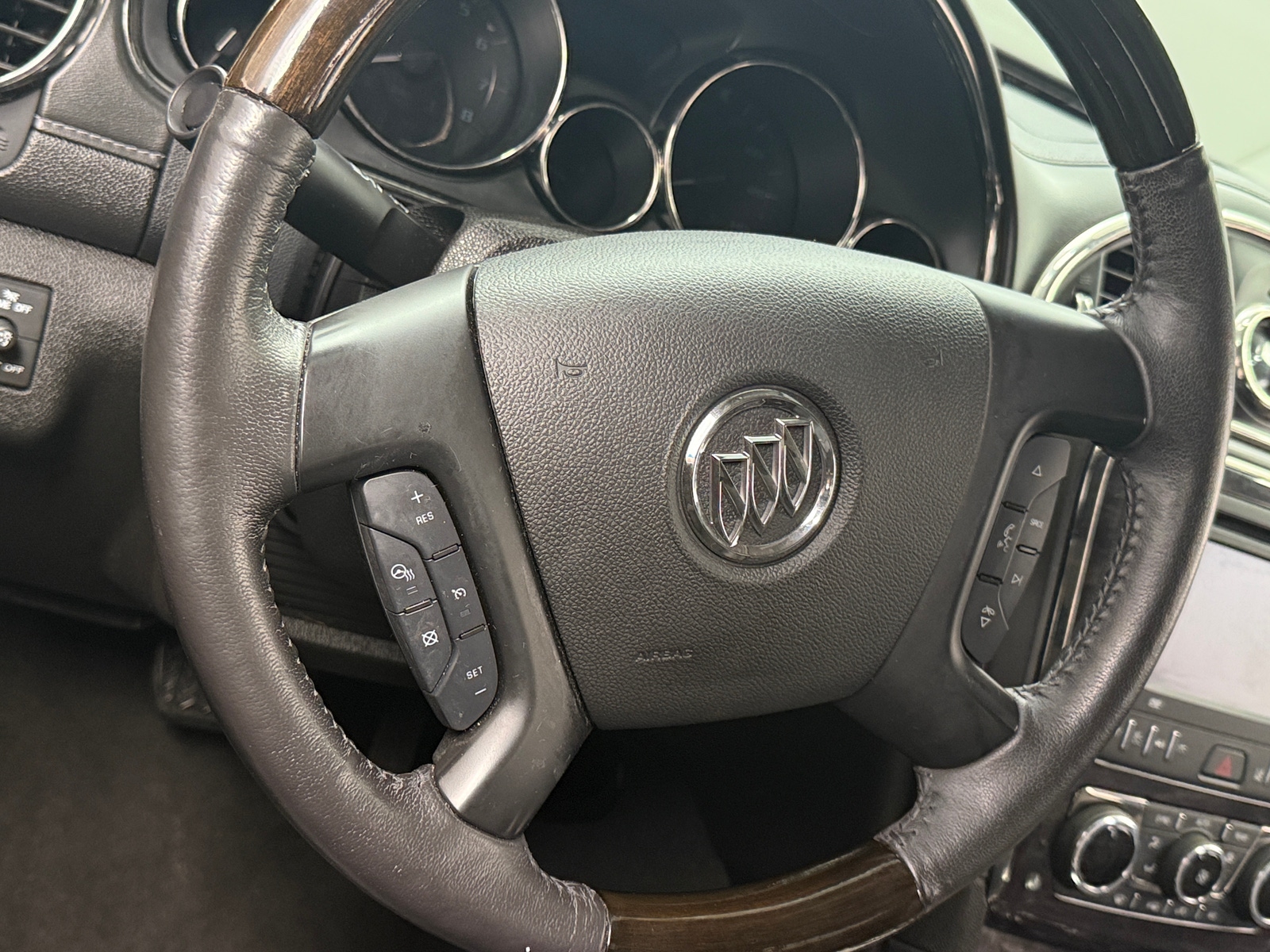 Thumbnail: 2015 Buick Enclave - 4