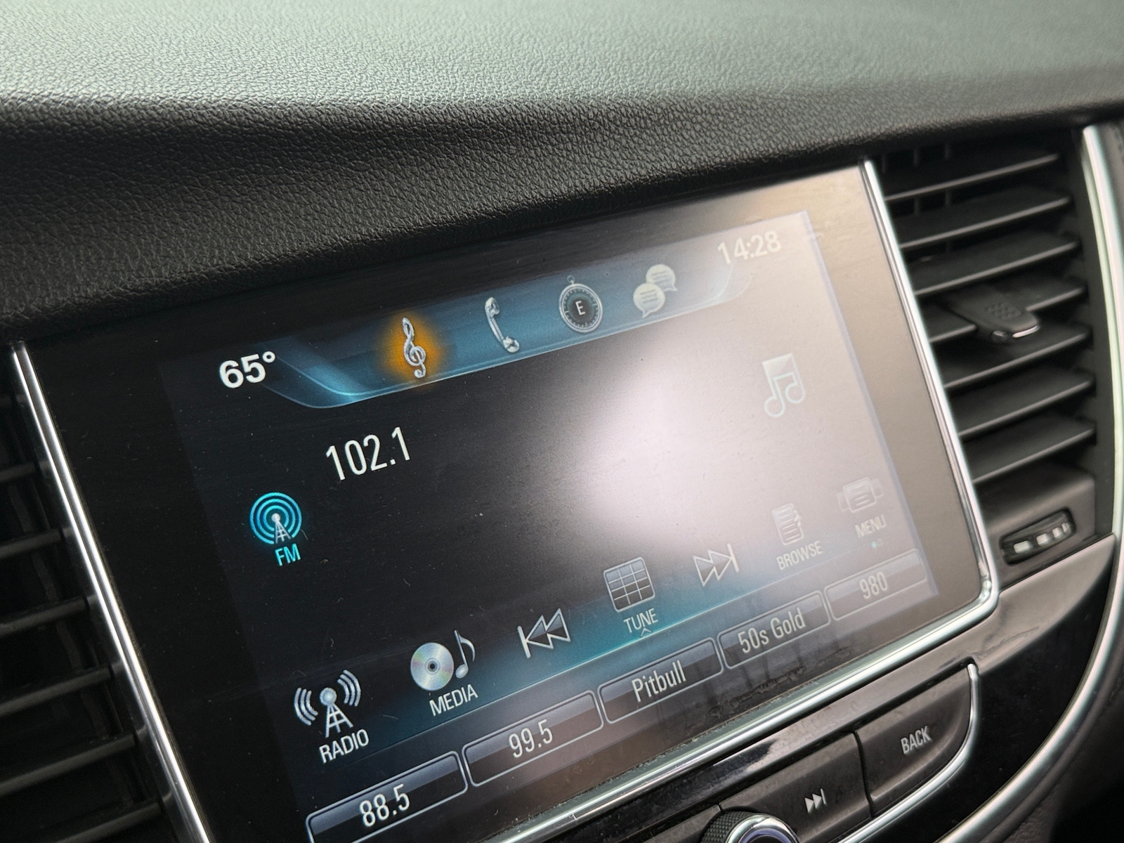 Thumbnail: 2017 Buick Encore - 4