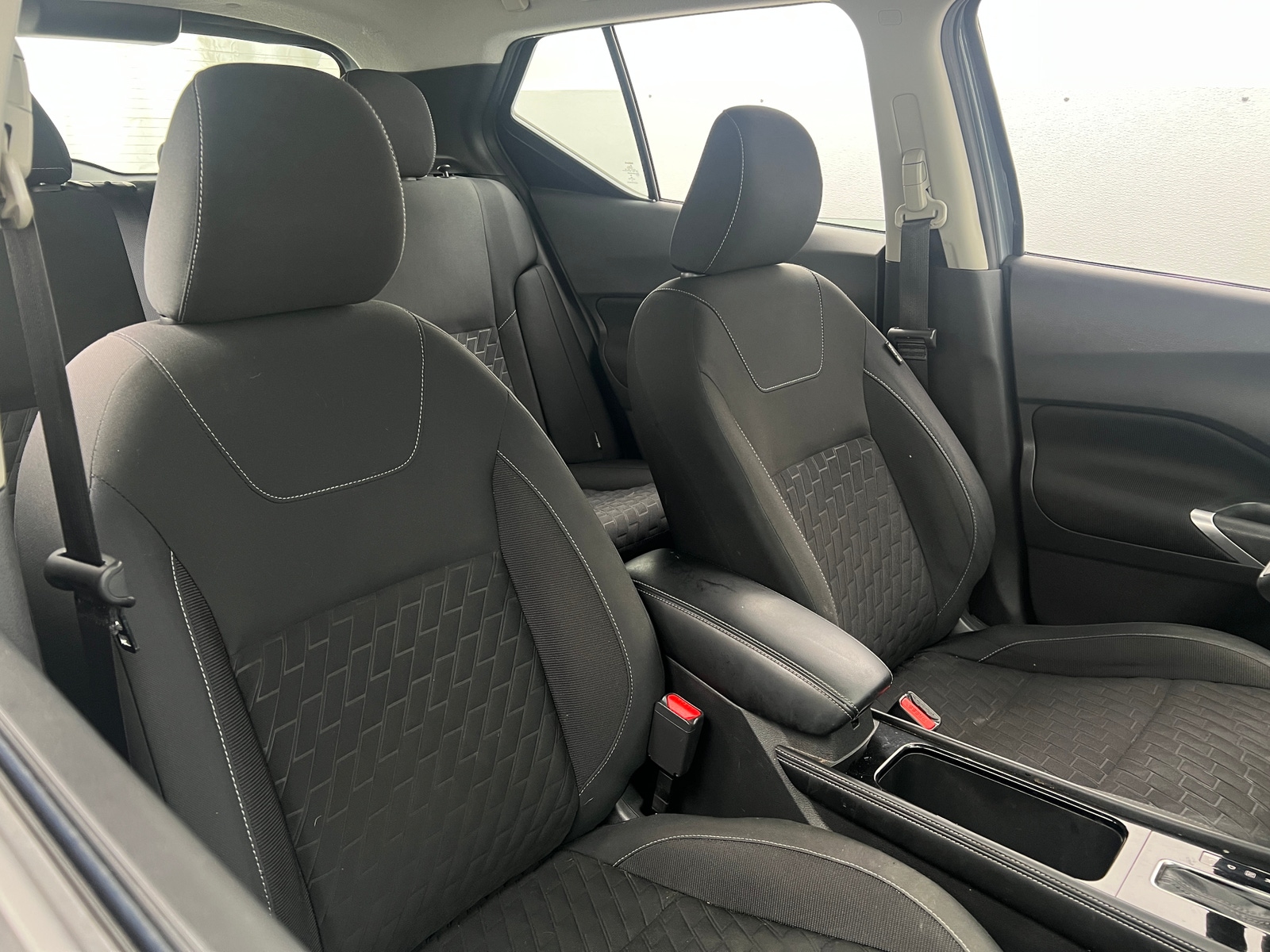 Thumbnail: 2021 Nissan Kicks - 2