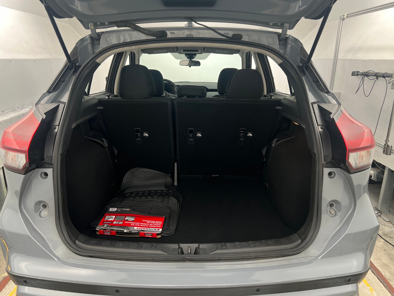 Thumbnail: 2021 Nissan Kicks - 7