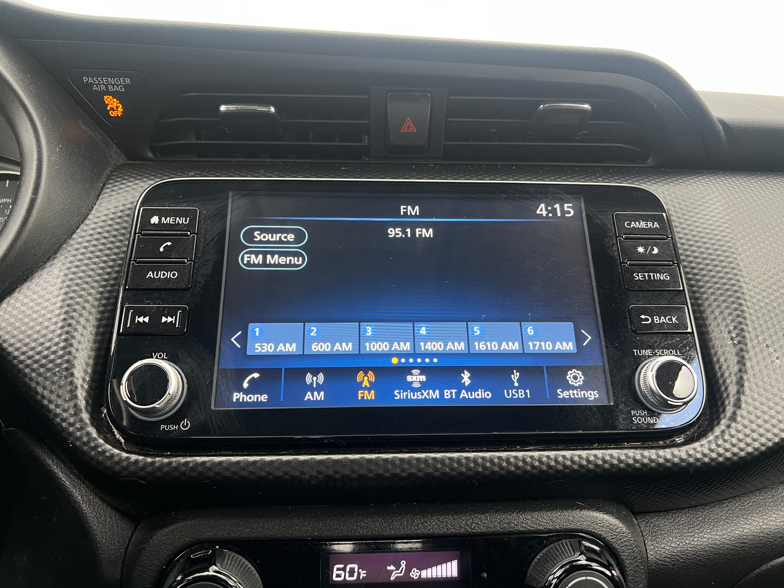 Thumbnail: 2021 Nissan Kicks - 4
