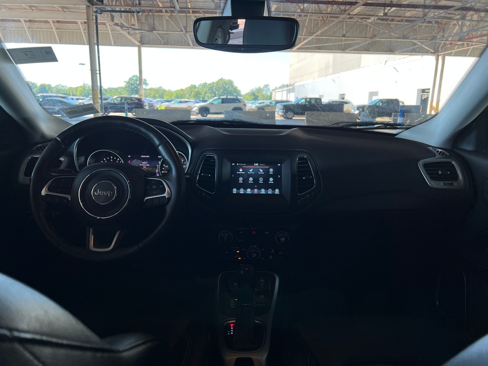 Thumbnail: 2018 Jeep Compass - 3