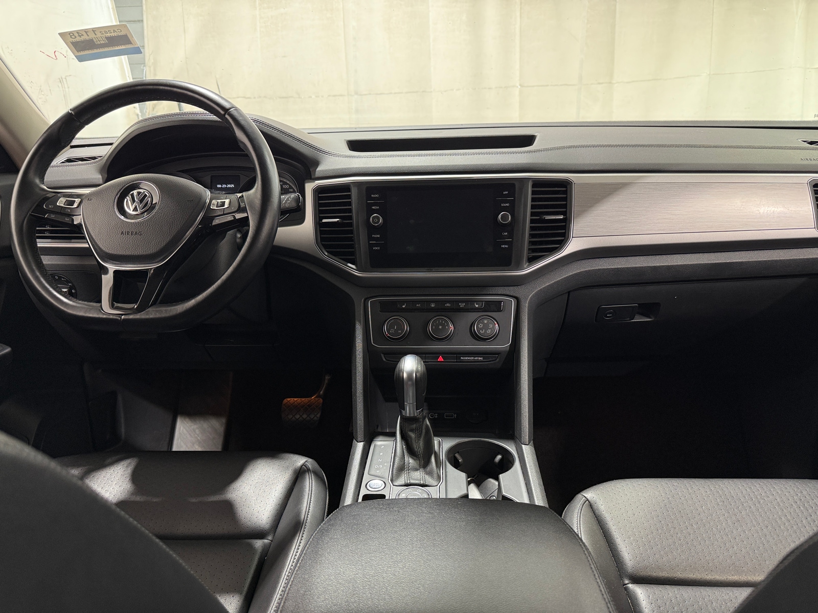 Thumbnail: 2018 Volkswagen Atlas - 2