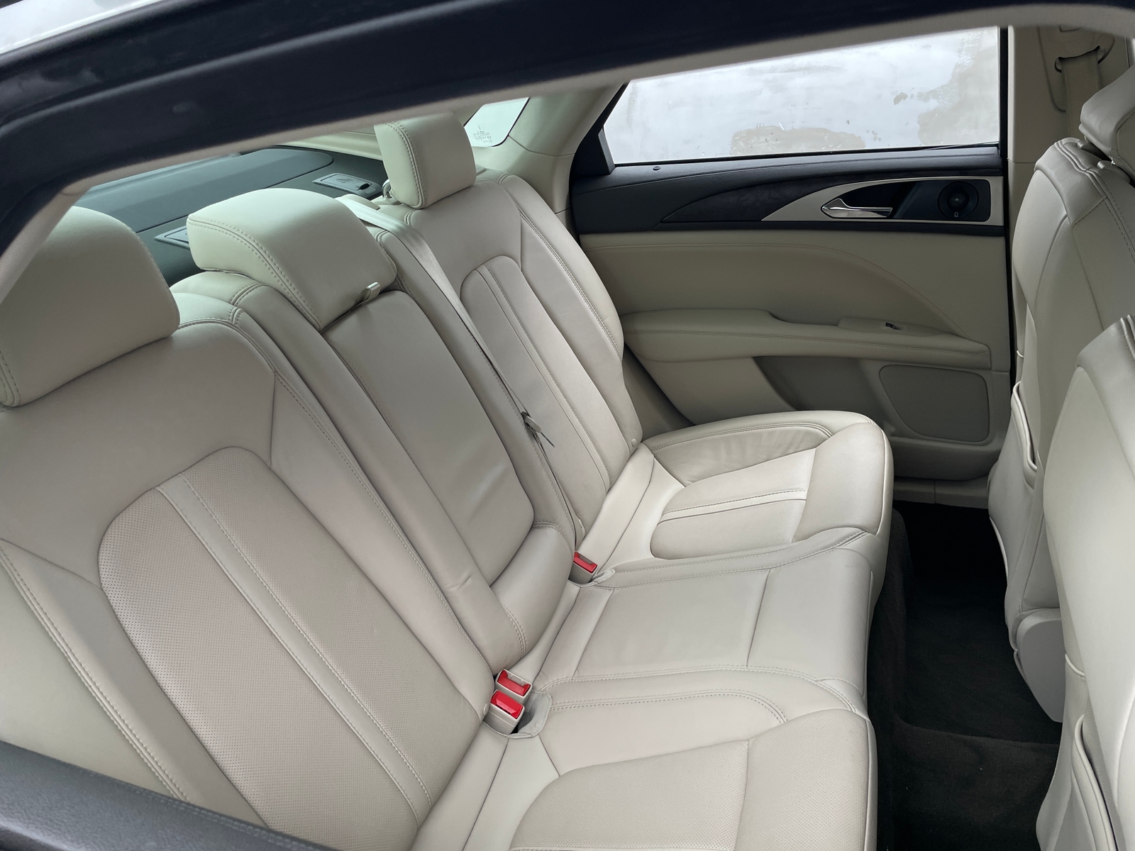 Thumbnail: 2020 Lincoln MKZ - 5