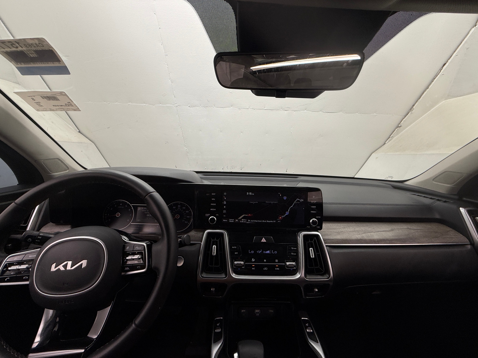 Thumbnail: 2022 Kia Sorento - 2