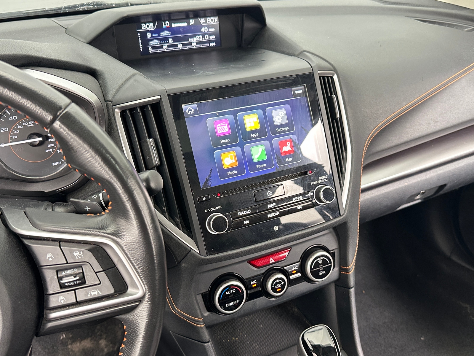 Thumbnail: 2018 Subaru Crosstrek - 3