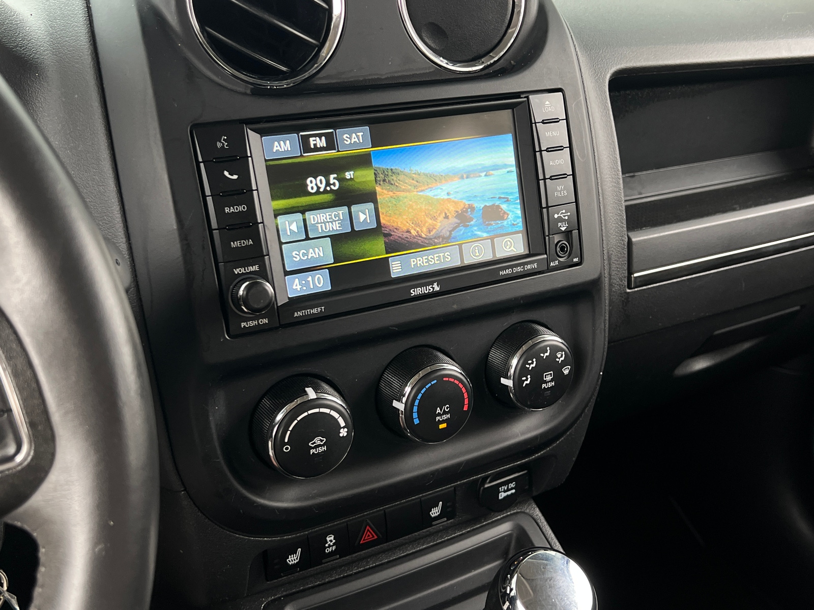 Thumbnail: 2017 Jeep Patriot - 4