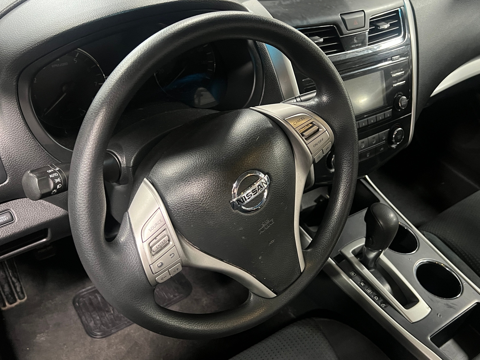 Thumbnail: 2015 Nissan Altima - 5