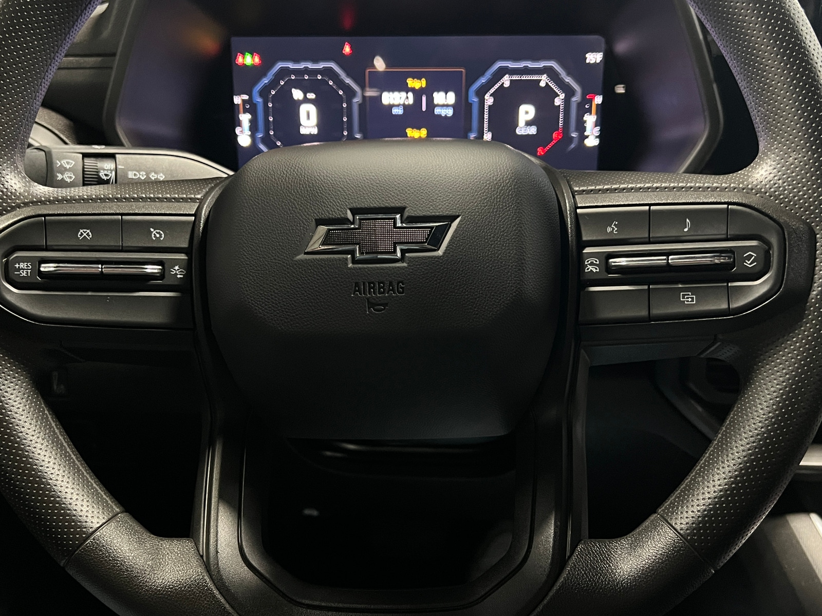 Thumbnail: 2024 Chevrolet Colorado - 5