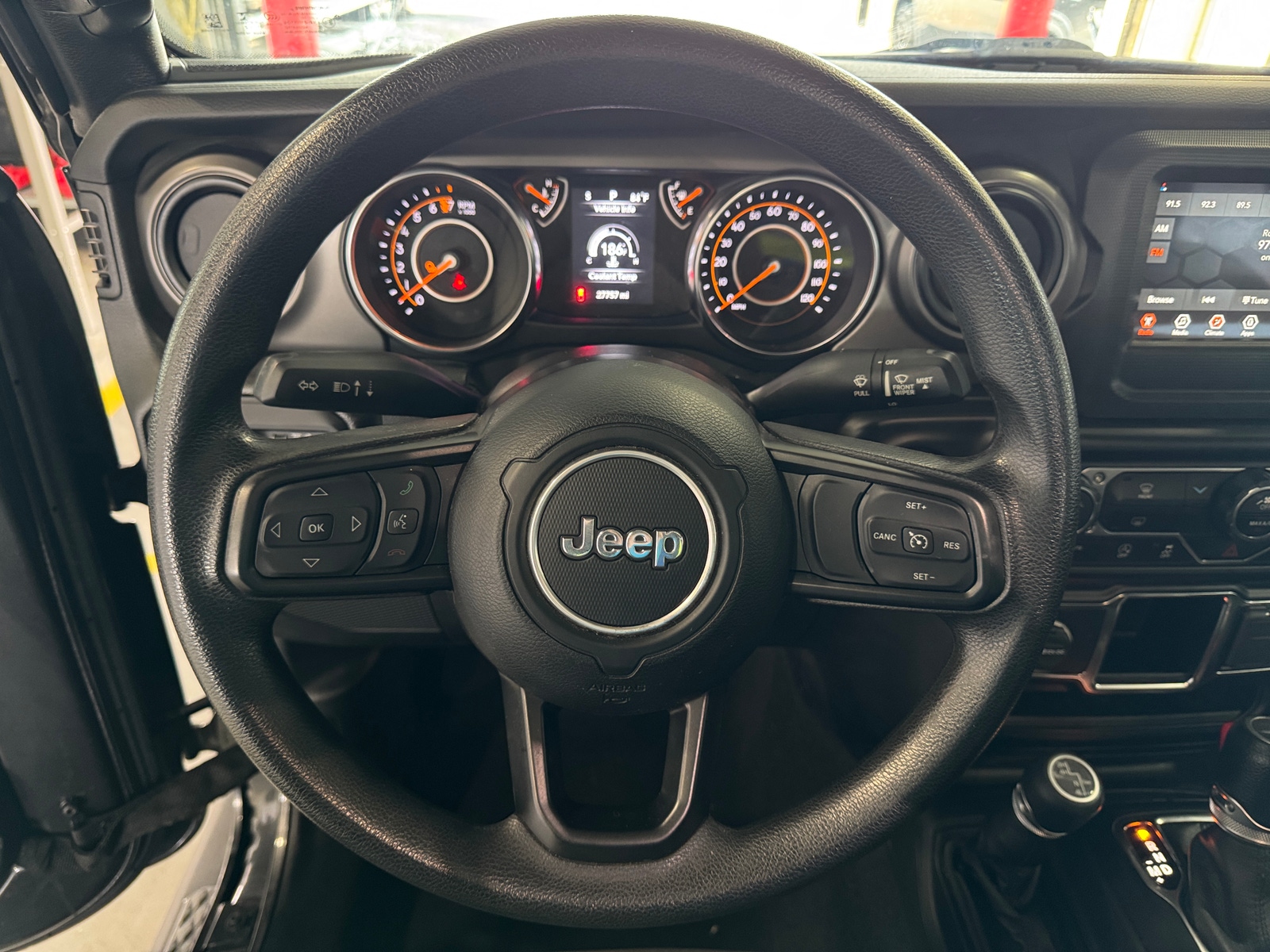 Thumbnail: 2022 Jeep Gladiator - 5