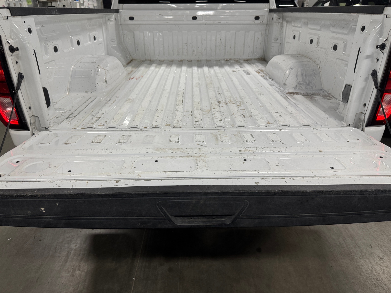 Thumbnail: 2024 GMC Sierra 2500 - 7