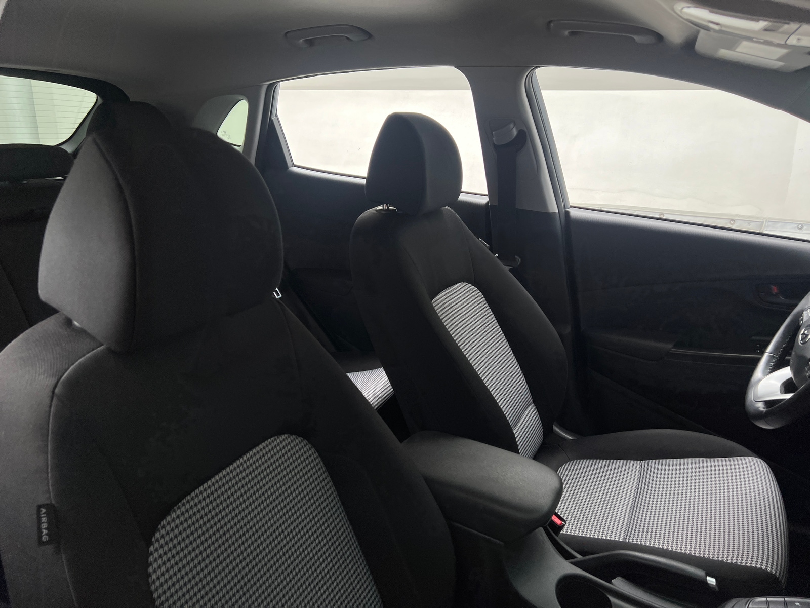 Thumbnail: 2020 Hyundai Kona - 2