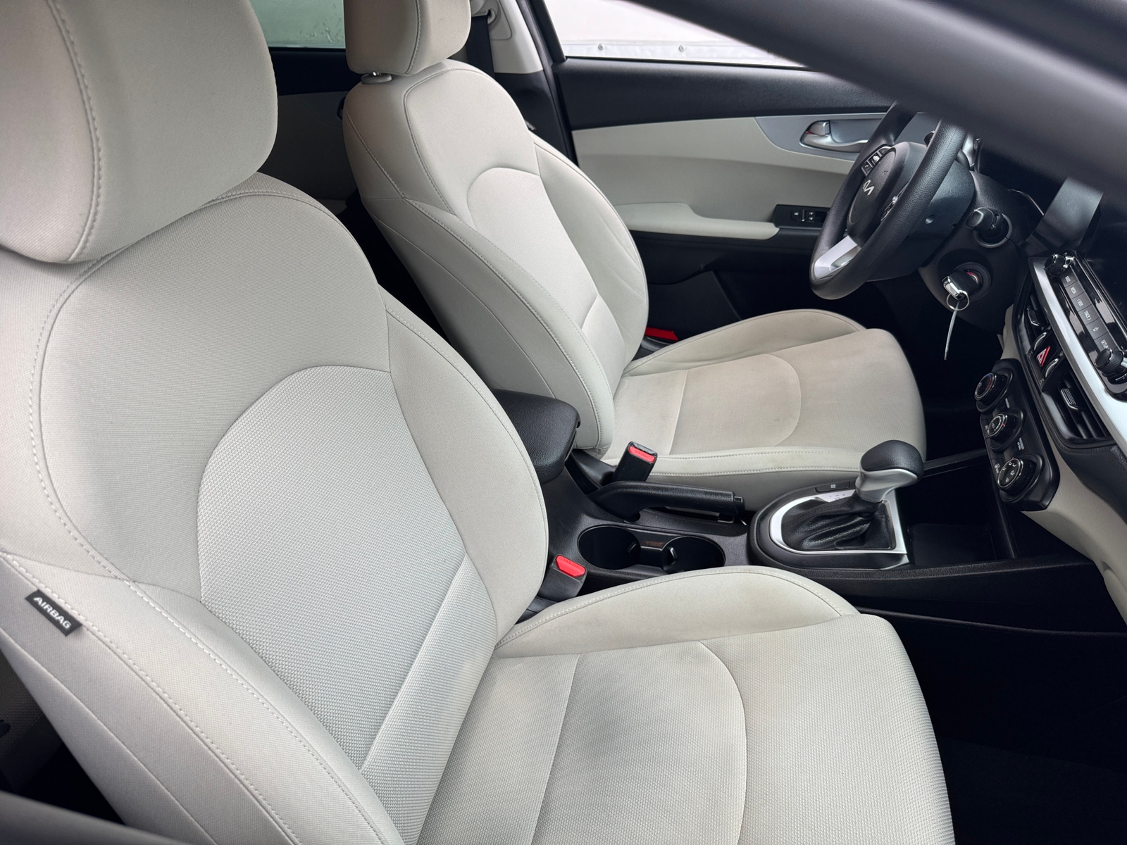 Thumbnail: 2023 Kia Forte - 2