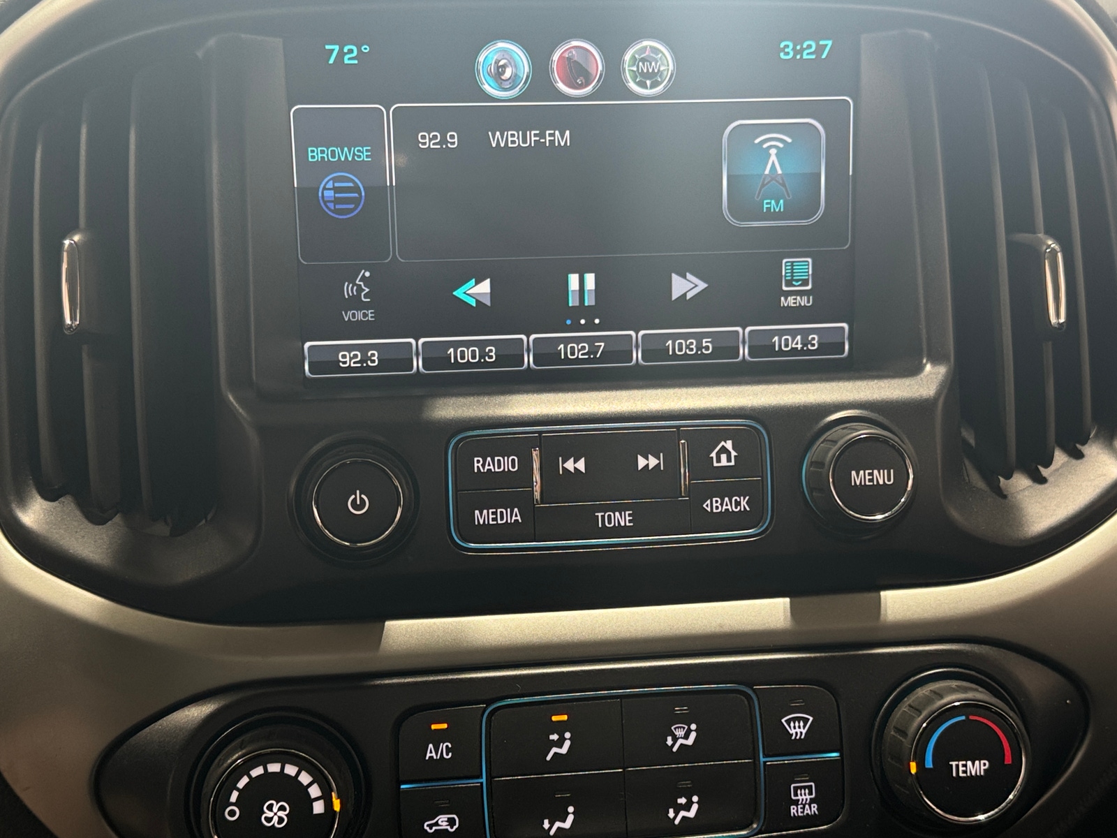 Thumbnail: 2015 Chevrolet Colorado - 4
