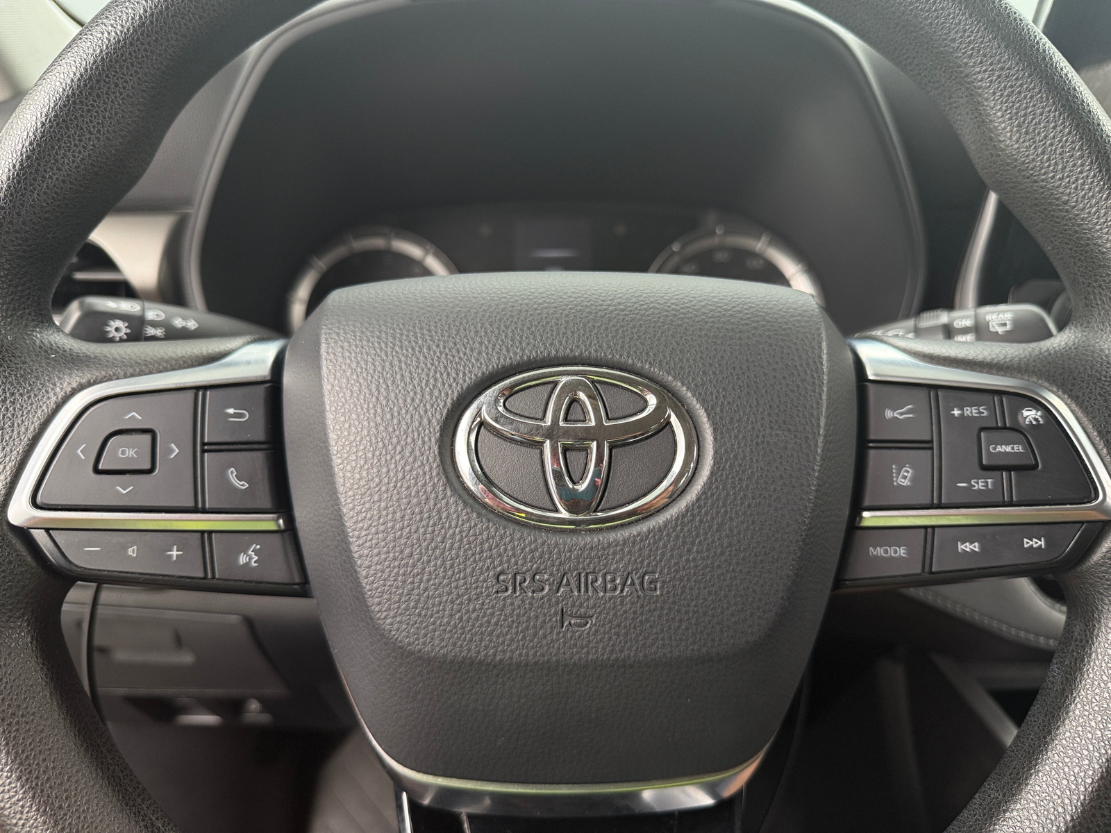 Thumbnail: 2021 Toyota Highlander - 5