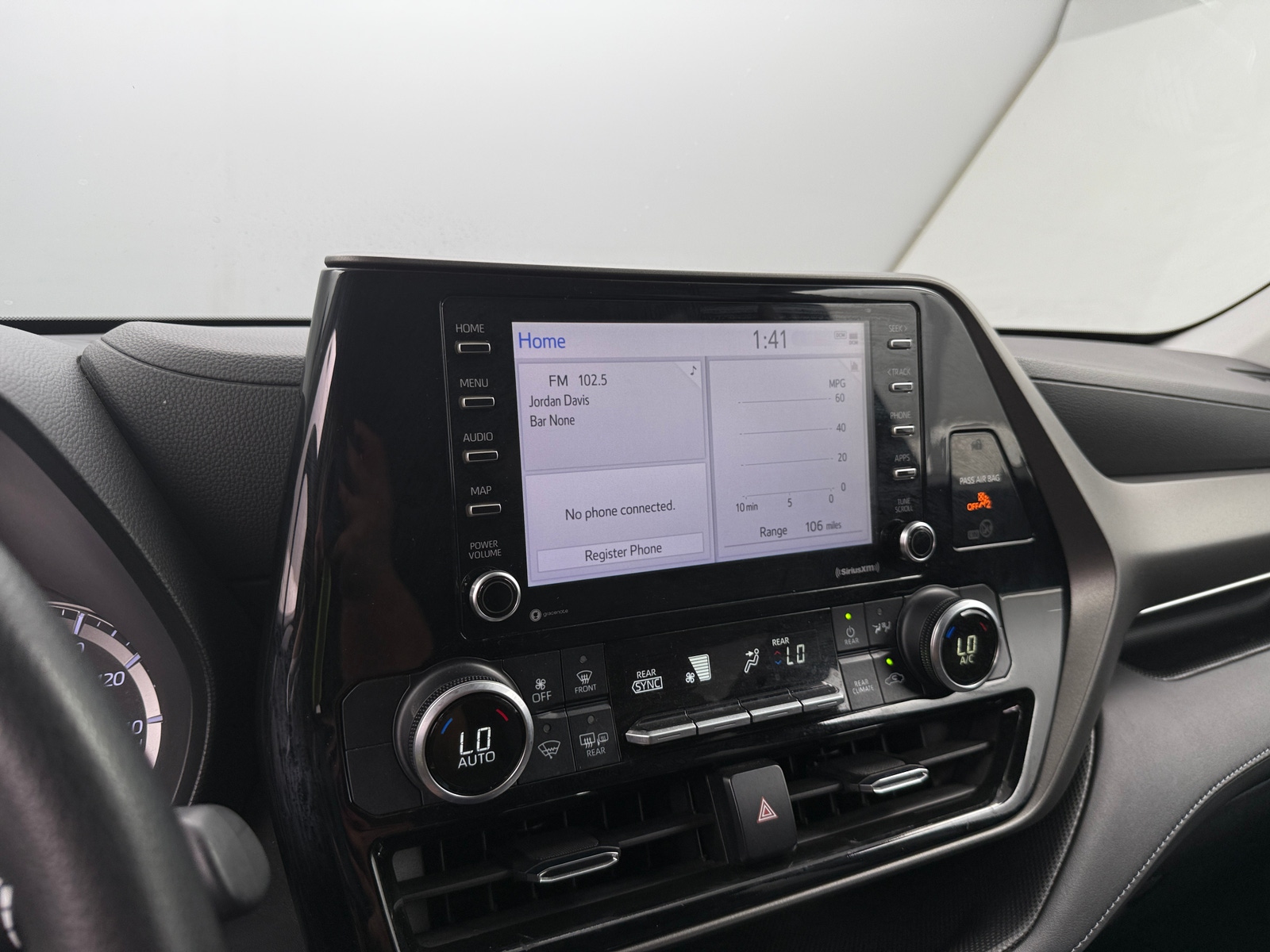 Thumbnail: 2021 Toyota Highlander - 4