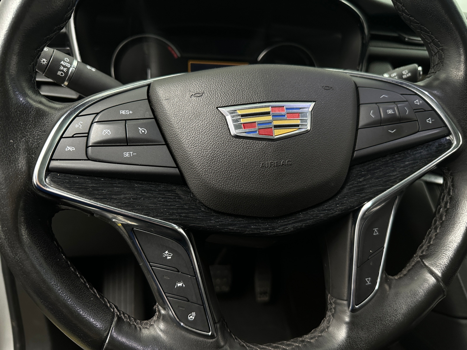 Thumbnail: 2020 Cadillac XT5 - 4