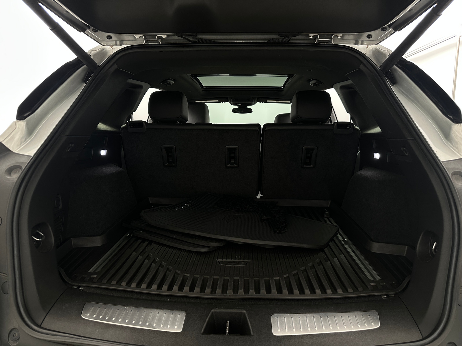 Thumbnail: 2020 Cadillac XT5 - 6