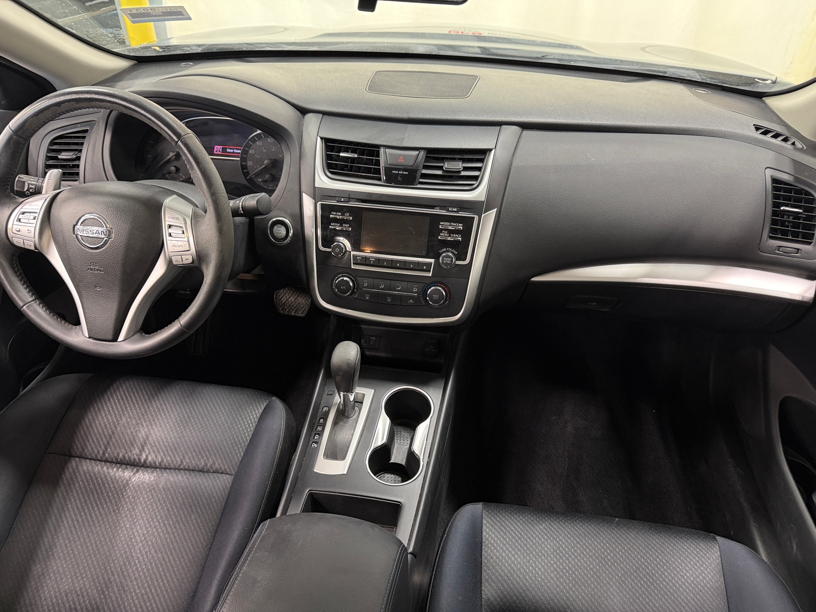 Thumbnail: 2017 Nissan Altima - 3