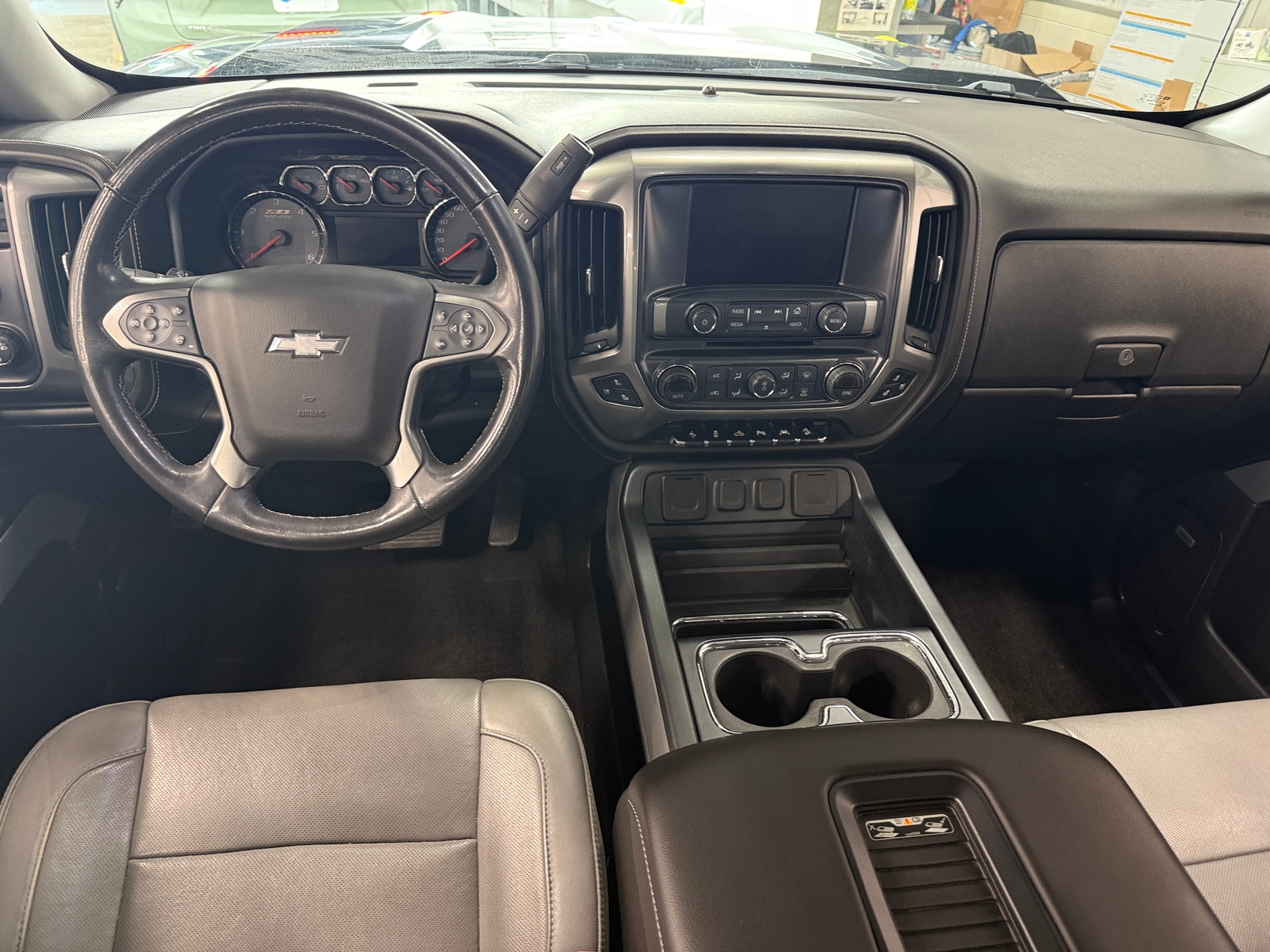 Thumbnail: 2018 Chevrolet Silverado 1500 - 2