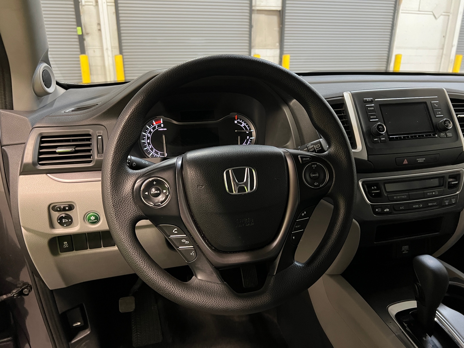 Thumbnail: 2017 Honda Pilot - 5