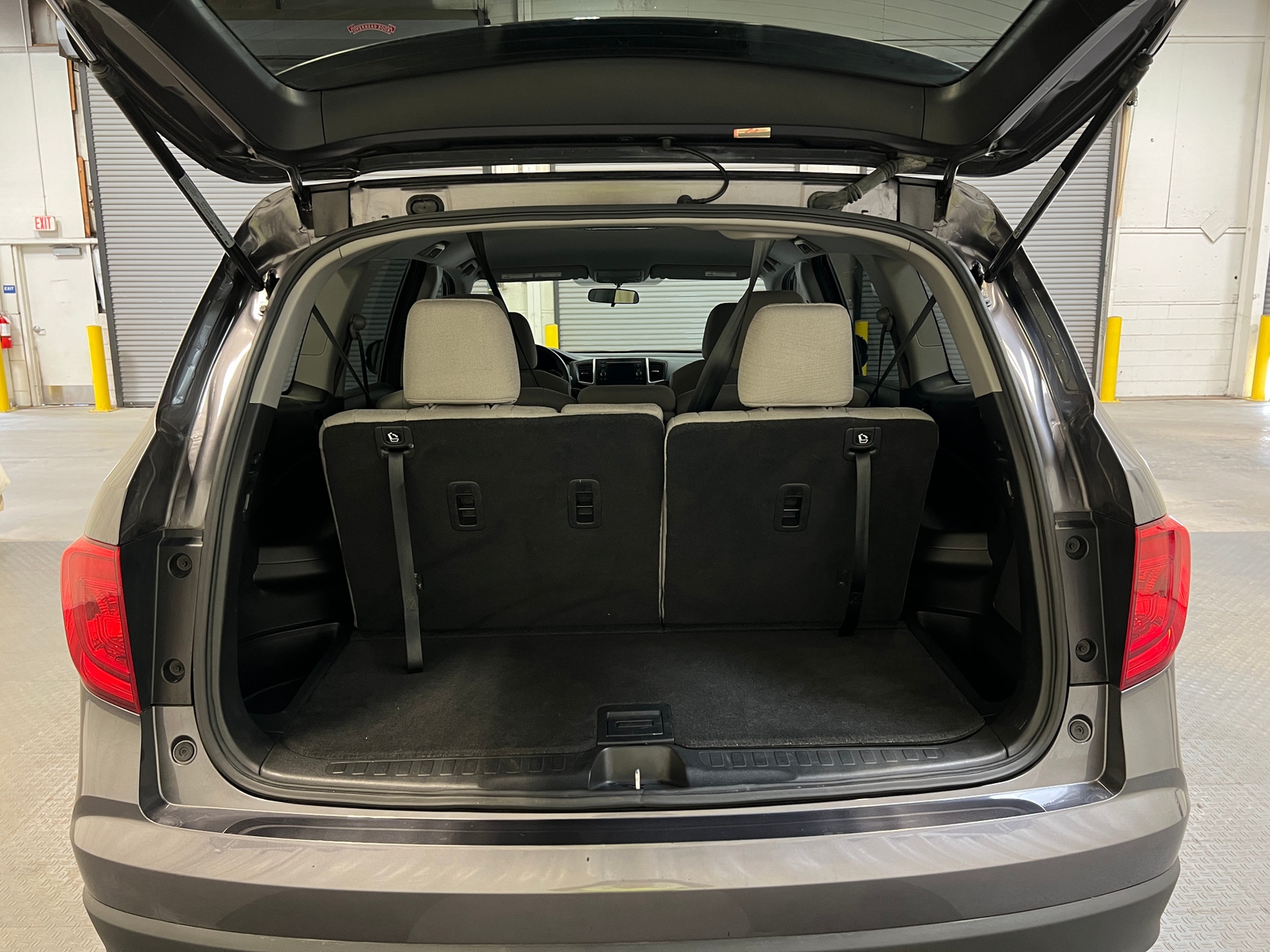 Thumbnail: 2017 Honda Pilot - 7
