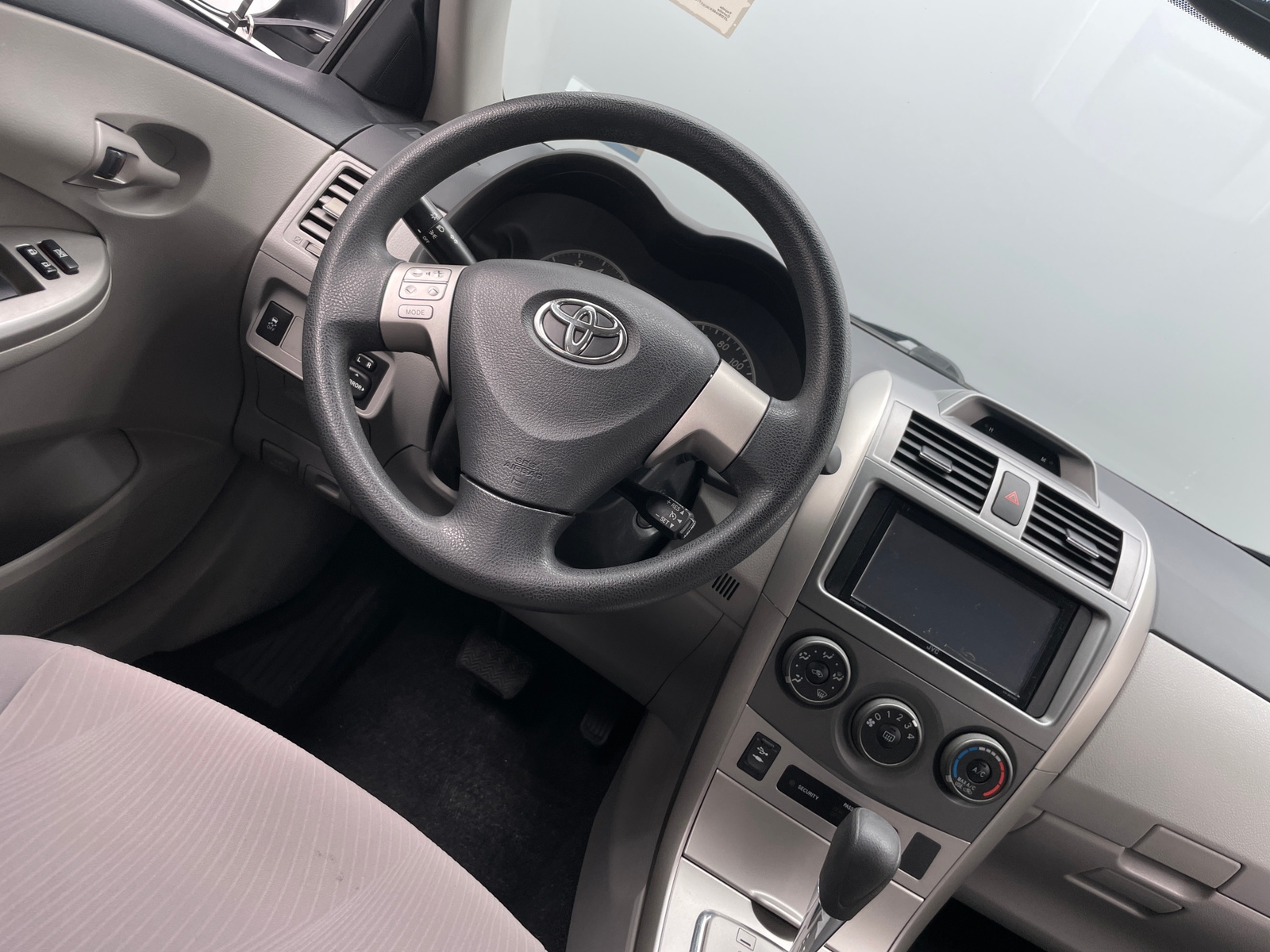 Thumbnail: 2012 Toyota Corolla - 5