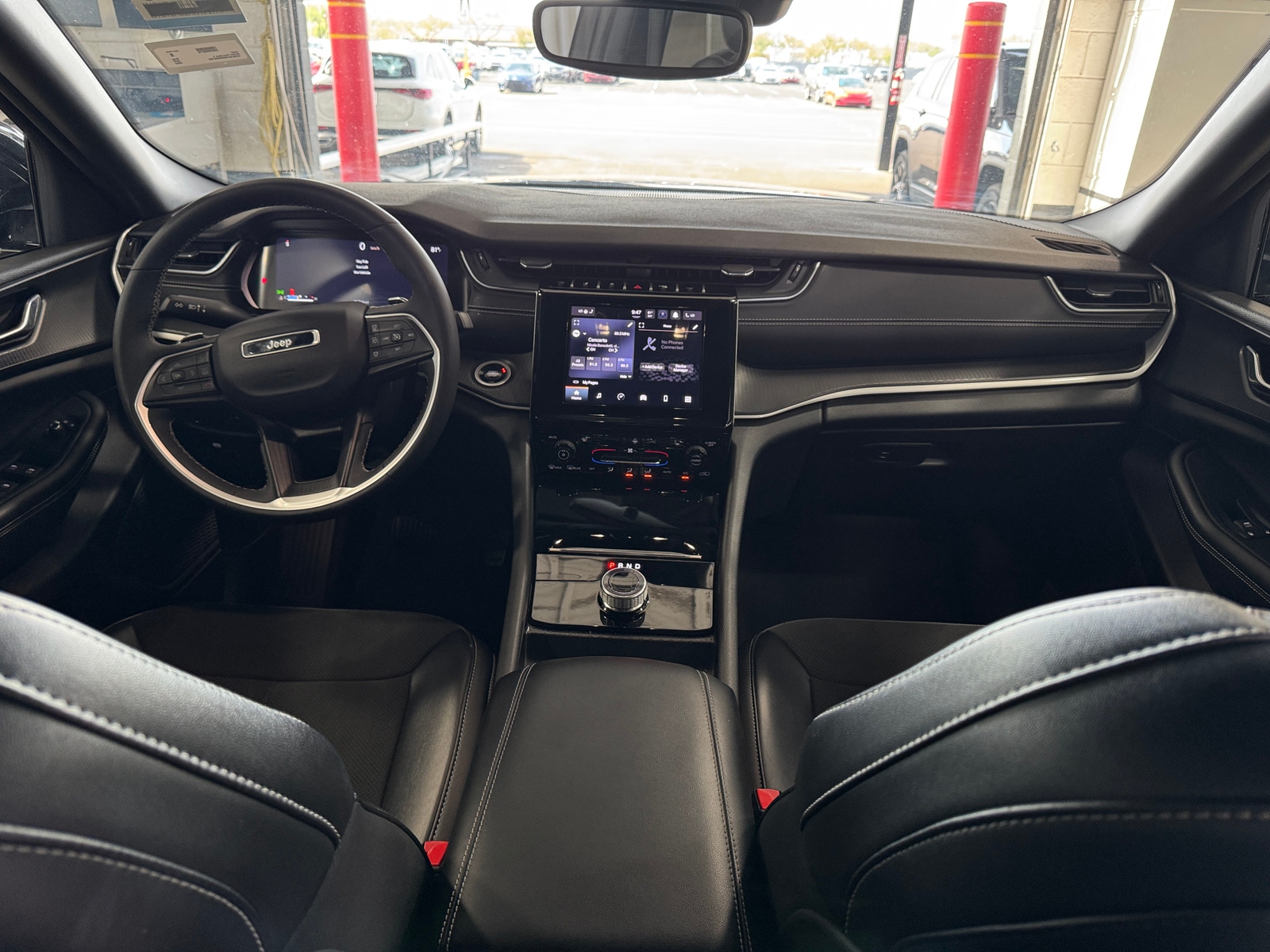 Thumbnail: 2024 Jeep Grand Cherokee L - 2