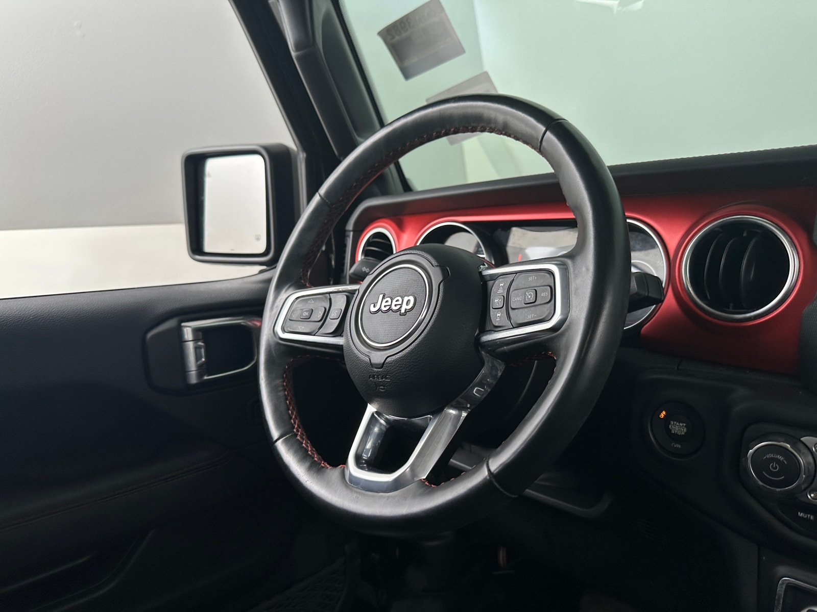 Thumbnail: 2022 Jeep Wrangler - 5