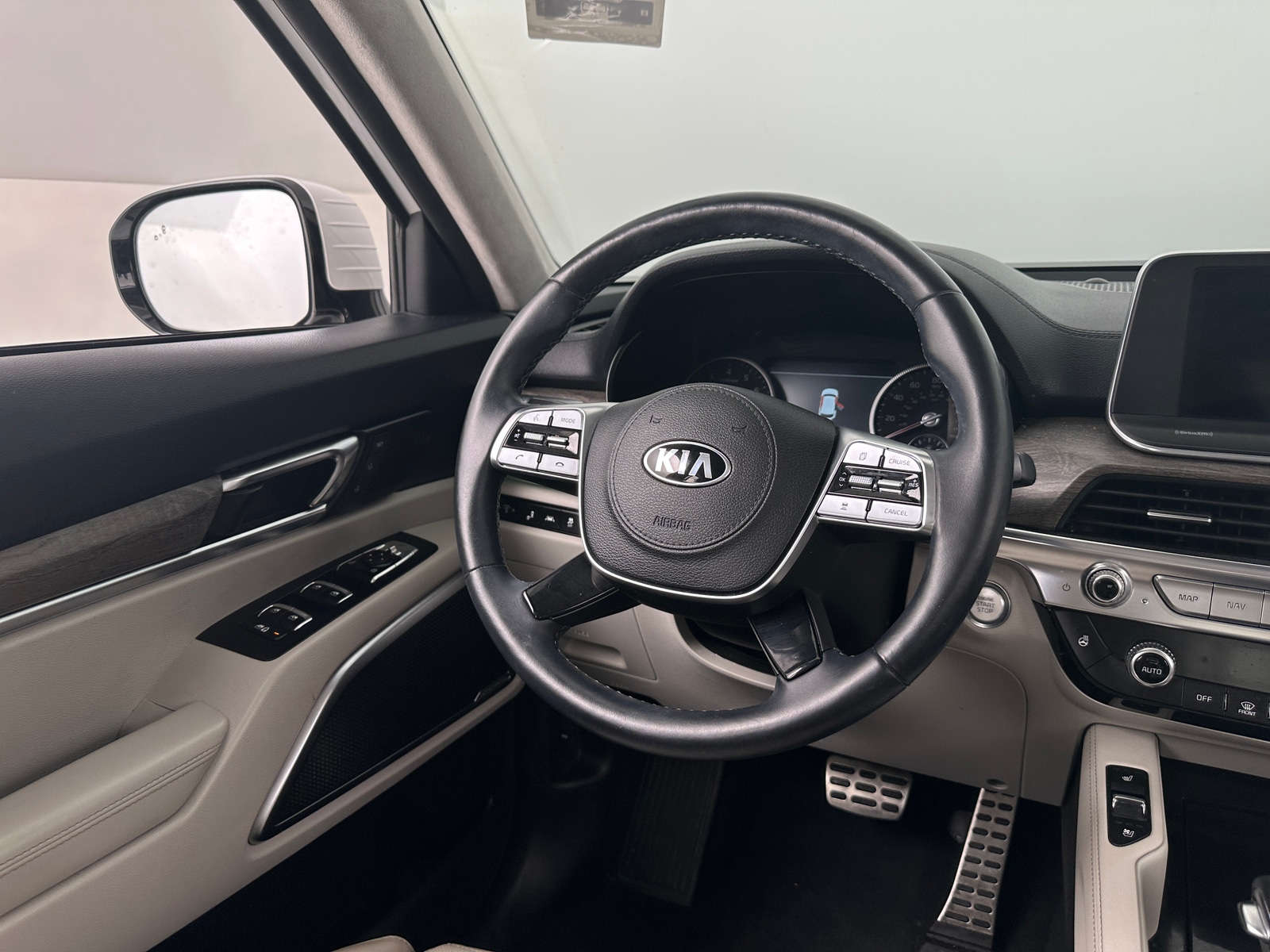 Thumbnail: 2020 Kia Telluride - 4