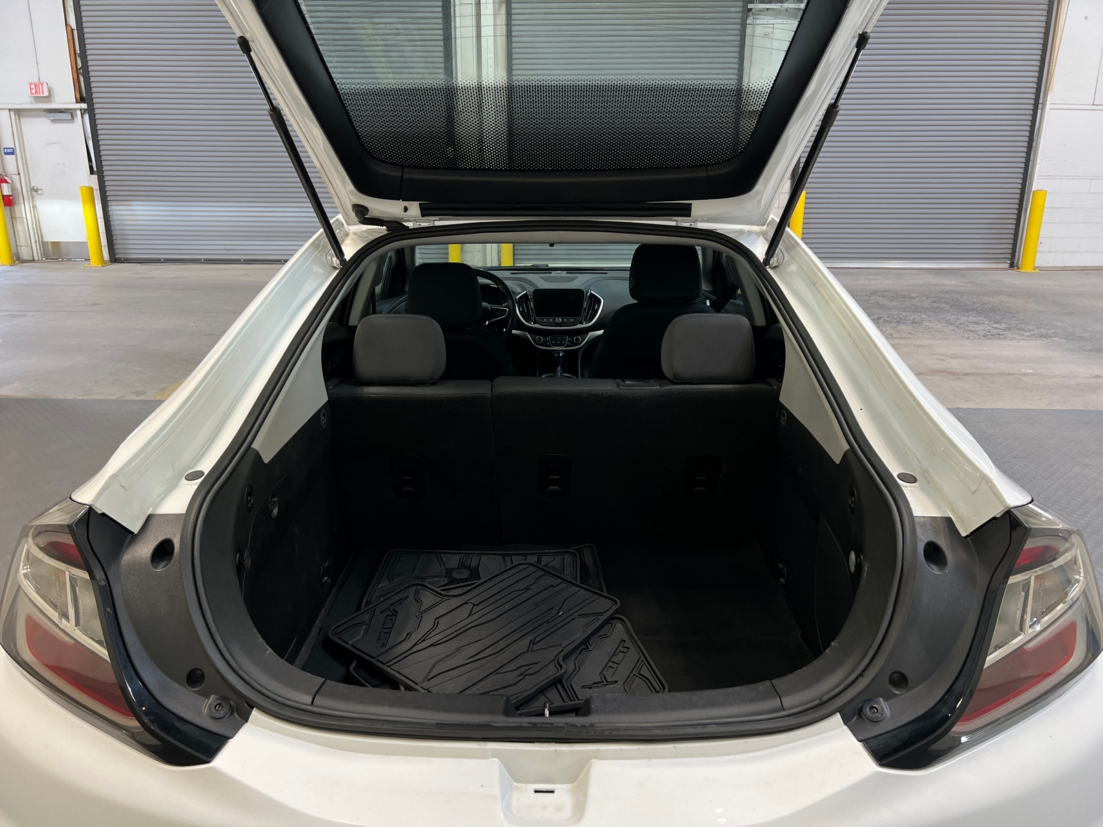 Thumbnail: 2019 Chevrolet Volt - 7