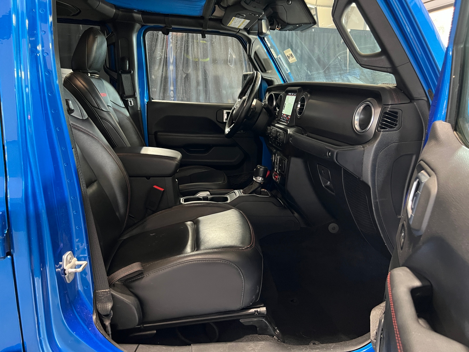 Thumbnail: 2020 Jeep Gladiator - 2