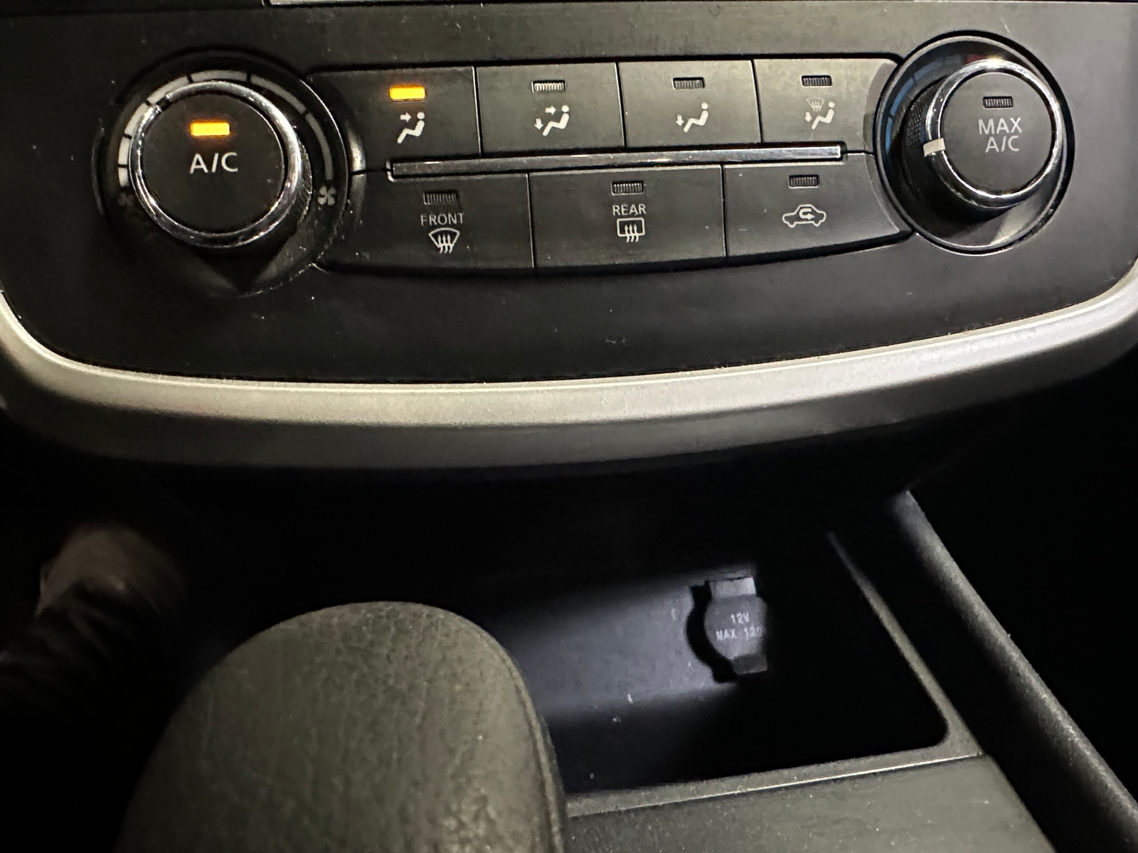 Thumbnail: 2016 Nissan Altima - 4