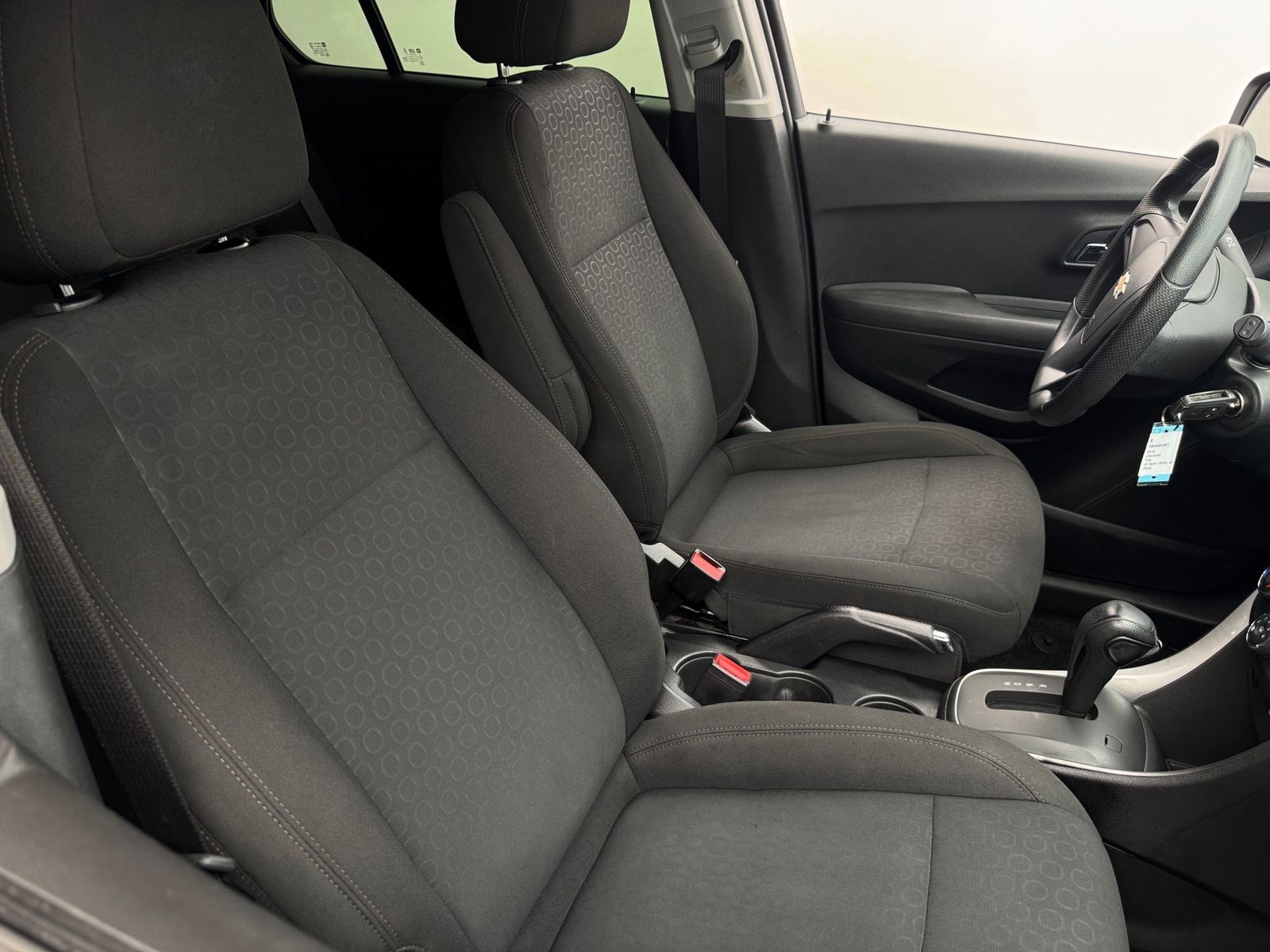 Thumbnail: 2018 Chevrolet Trax - 2
