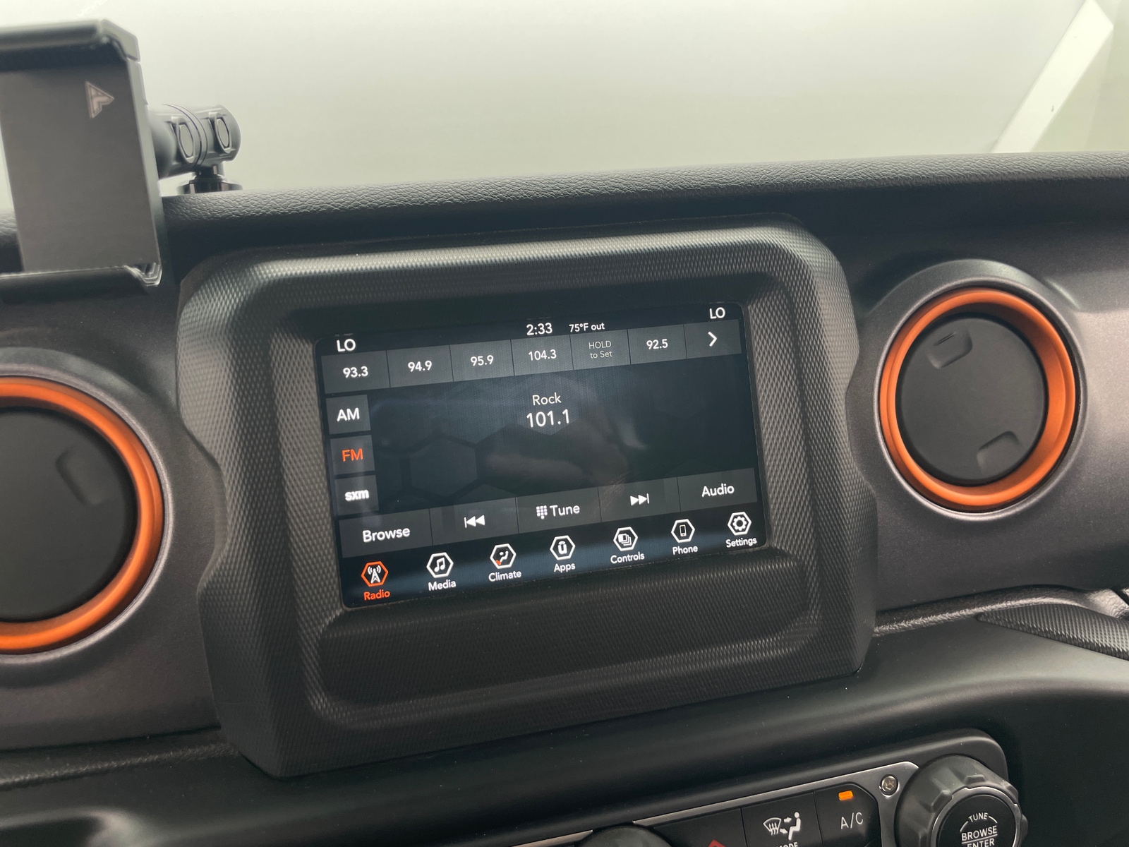 Thumbnail: 2021 Jeep Gladiator - 4