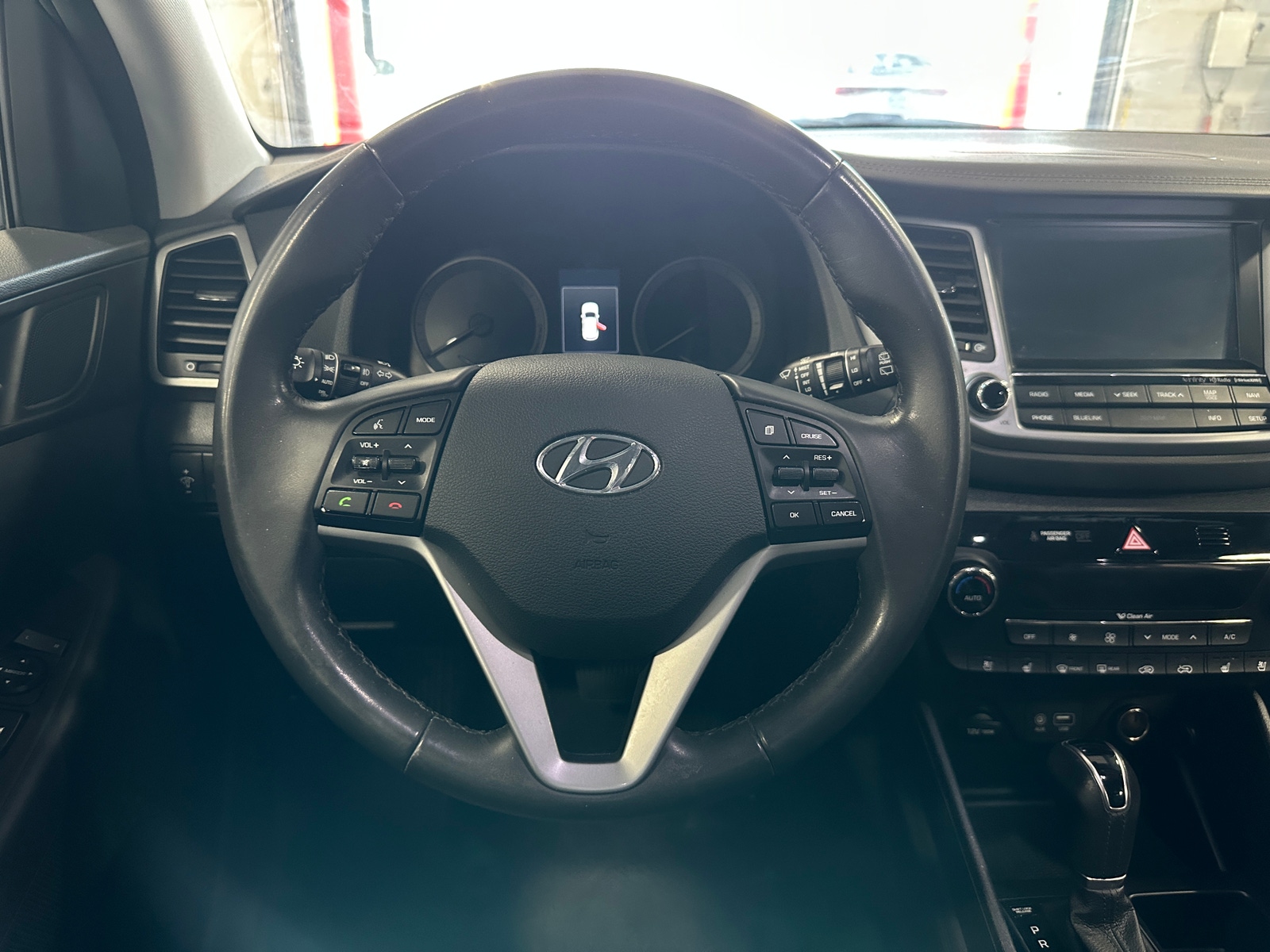 Thumbnail: 2017 Hyundai Tucson - 4