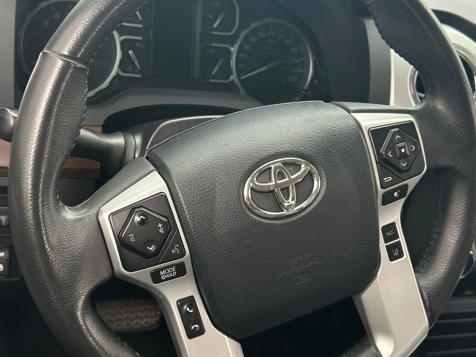 Thumbnail: 2019 Toyota Tundra - 4