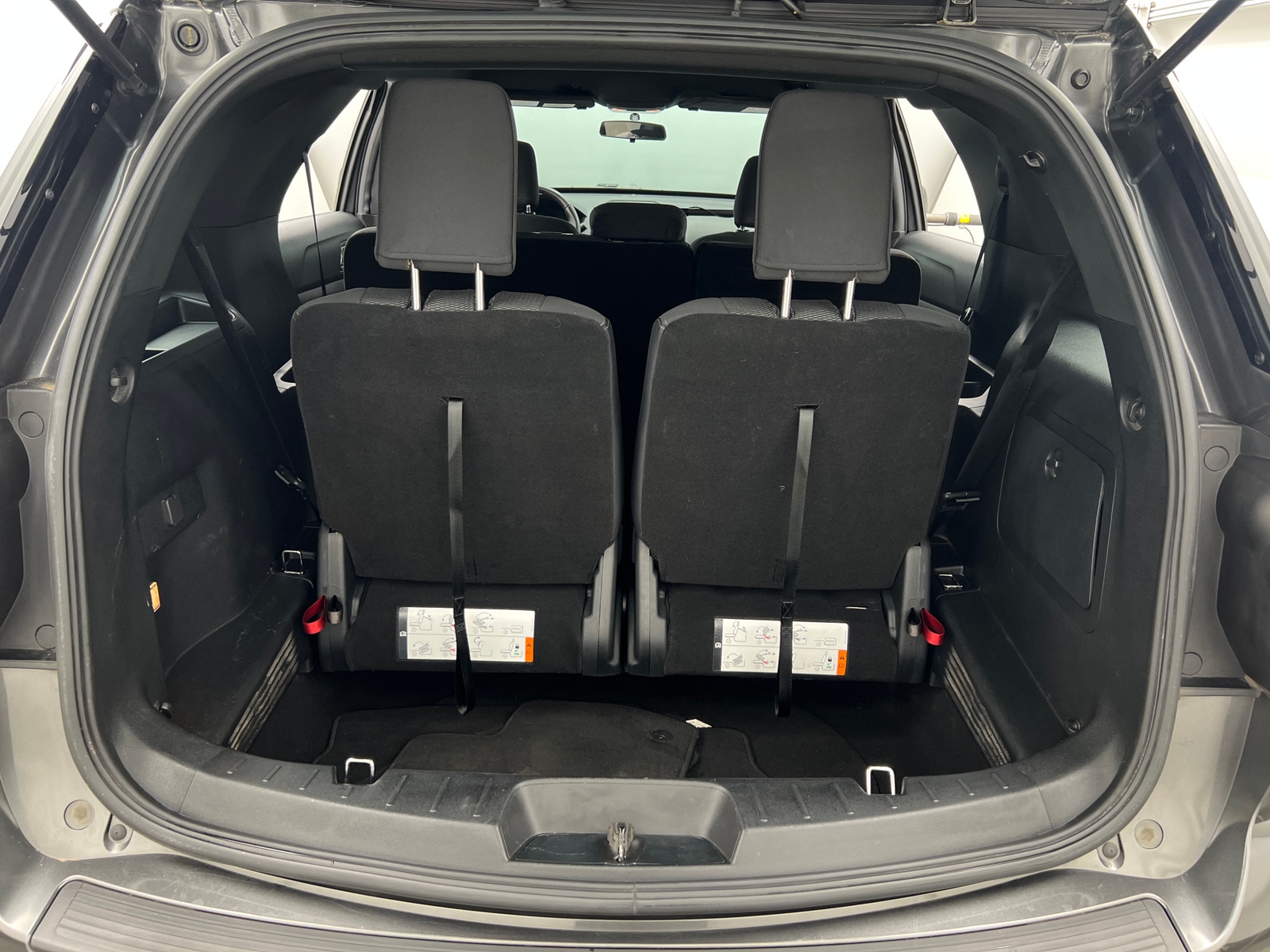 Thumbnail: 2019 Ford Explorer - 7